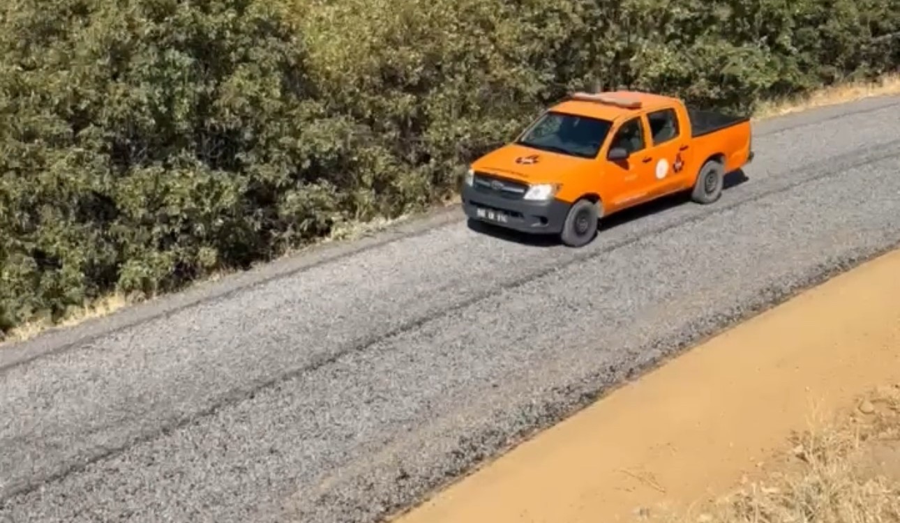 Bağlar köyü yolunda asfalt çalışması