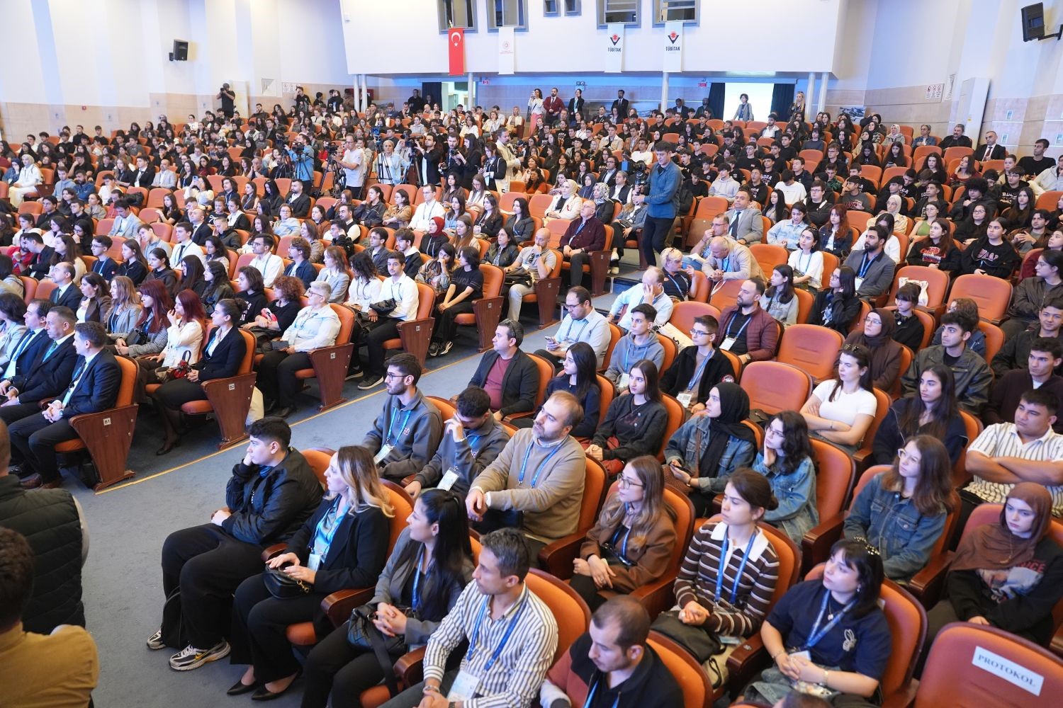 Ege &Uuml;niversitesinde &rsquo;Kutup Bilimleri Sempozyumu ve Şenliği&rsquo;
