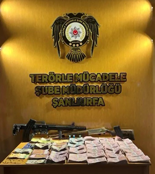 Şanlıurfa&rsquo;da DAEŞ operasyonu: 11 g&ouml;zaltı
