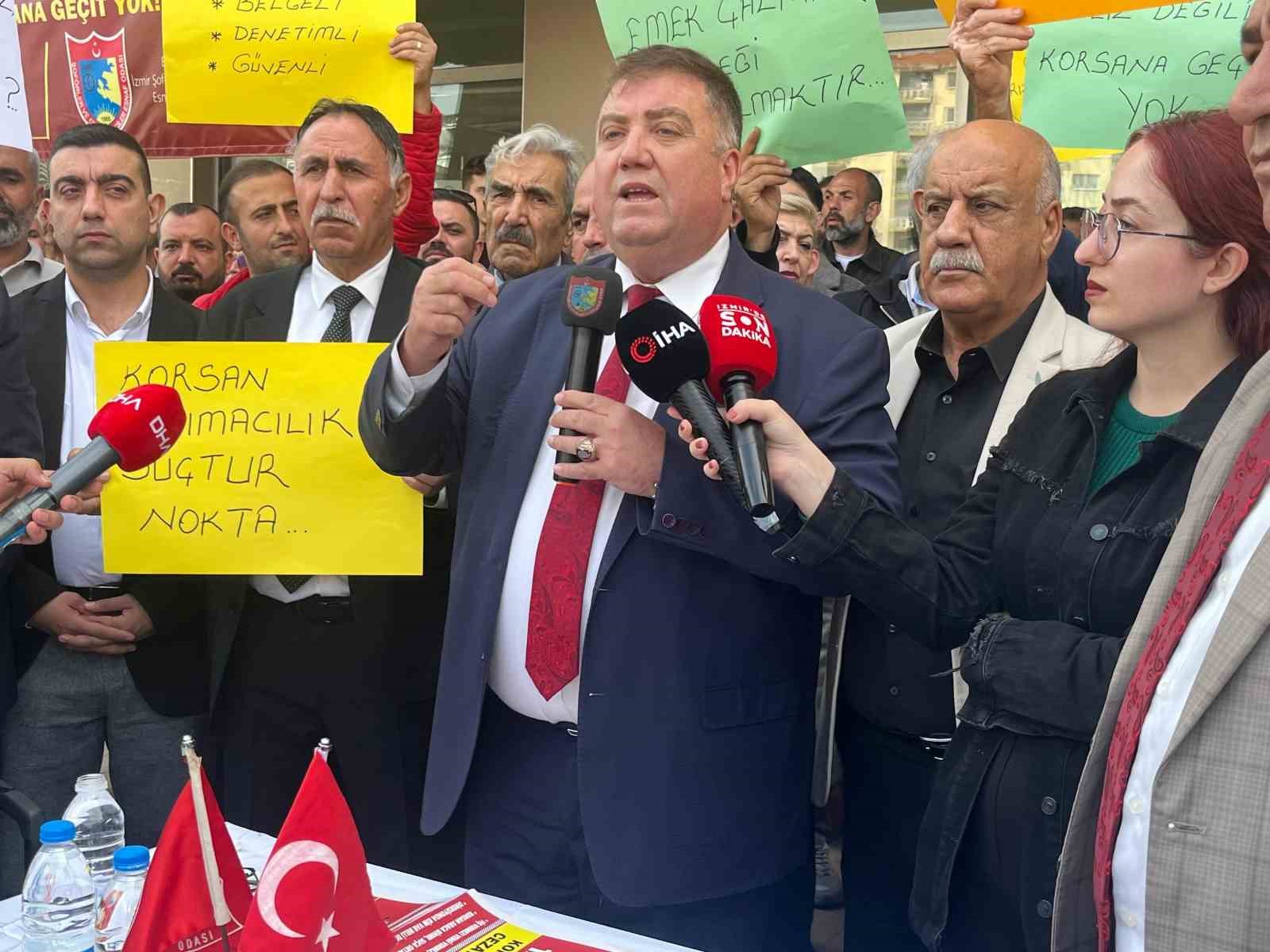 İzmir Şof&ouml;rler ve Otomobilciler Esnaf Odası, korsan taşımacılığa karşı ses y&uuml;kseltti
