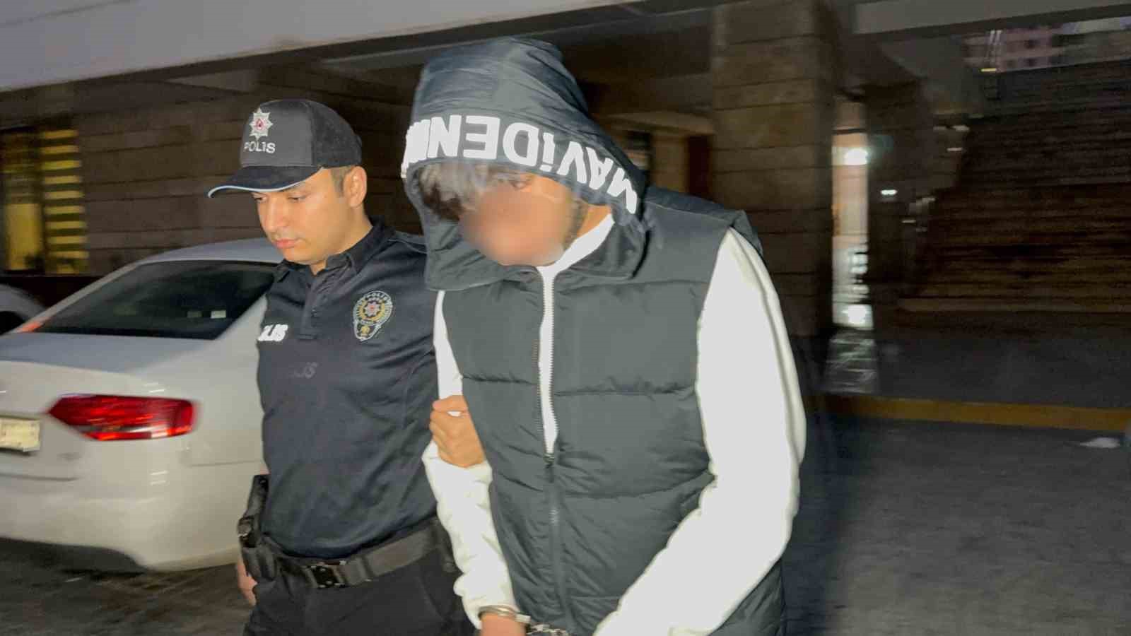 17 yaşındaki çocuğu tokat attığı gerekçesiyle bıçaklayan genç tutuklandı