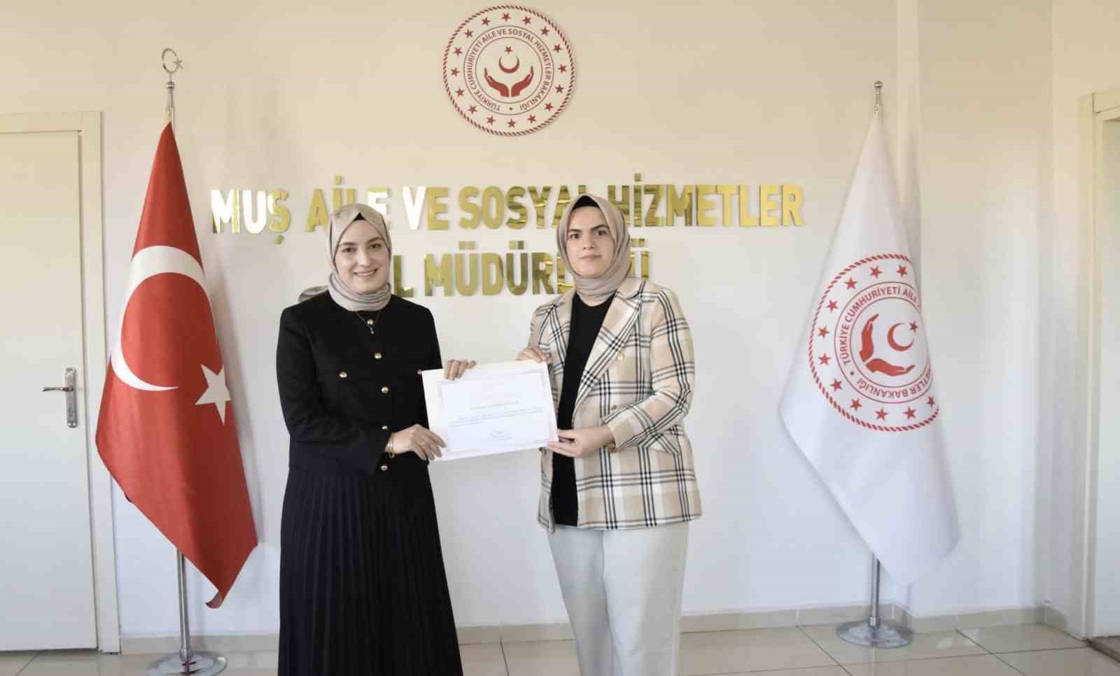 Muş’ta "Çocukluk Çağı Travmaları ve Mücadele" konulu eğitim düzenlendi
