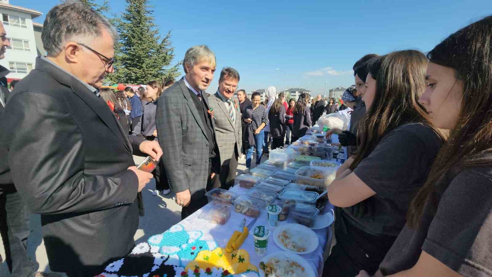 İl Milli Eğitim Müdürü Yılmaz: "Gazze’de yaşanan insanlık dramına kayıtsız kalmamız mümkün değil"