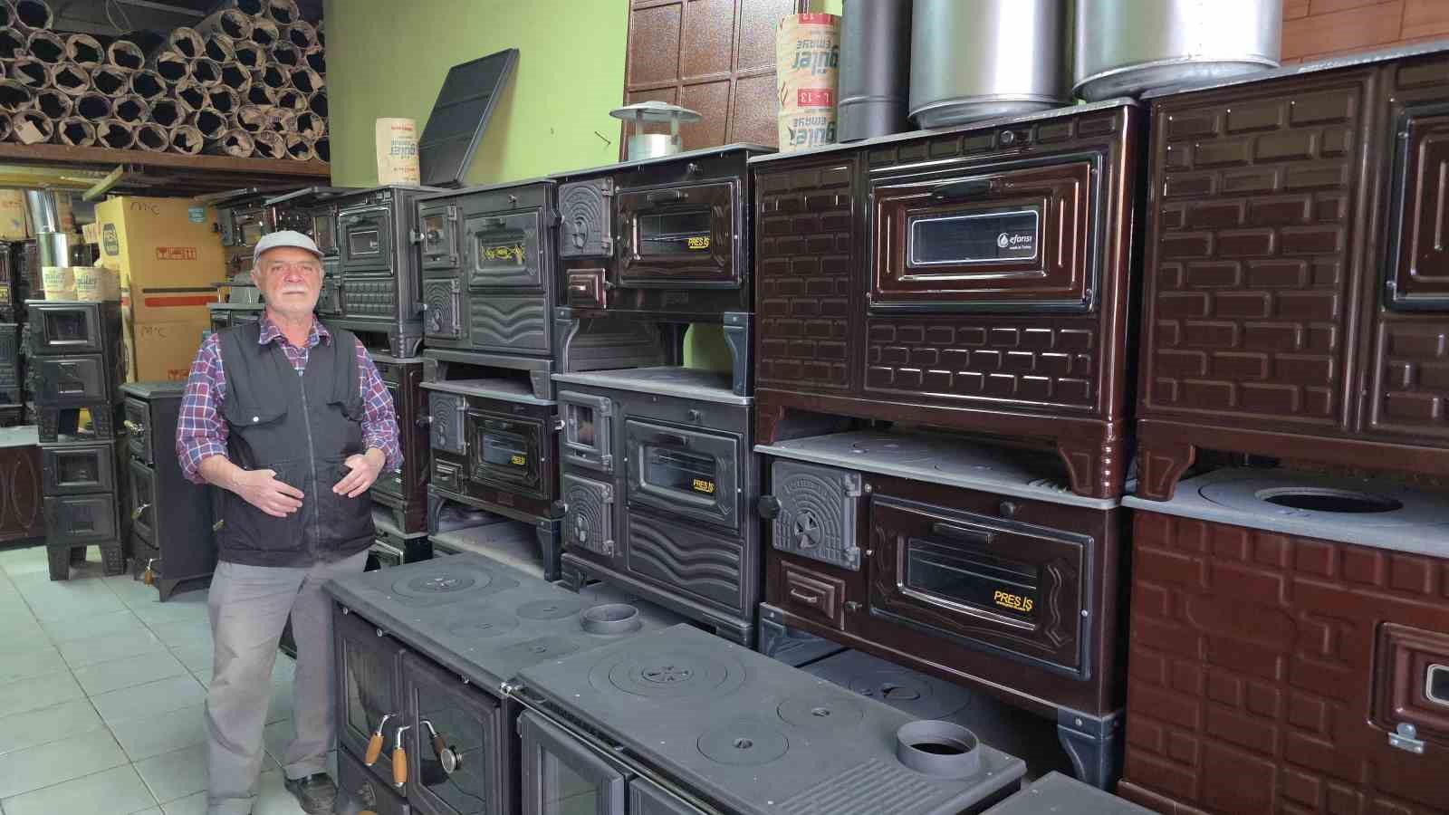 K&uuml;tahya&rsquo;da sobacılık mesleği kuşaktan kuşağa s&uuml;rd&uuml;r&uuml;l&uuml;yor
