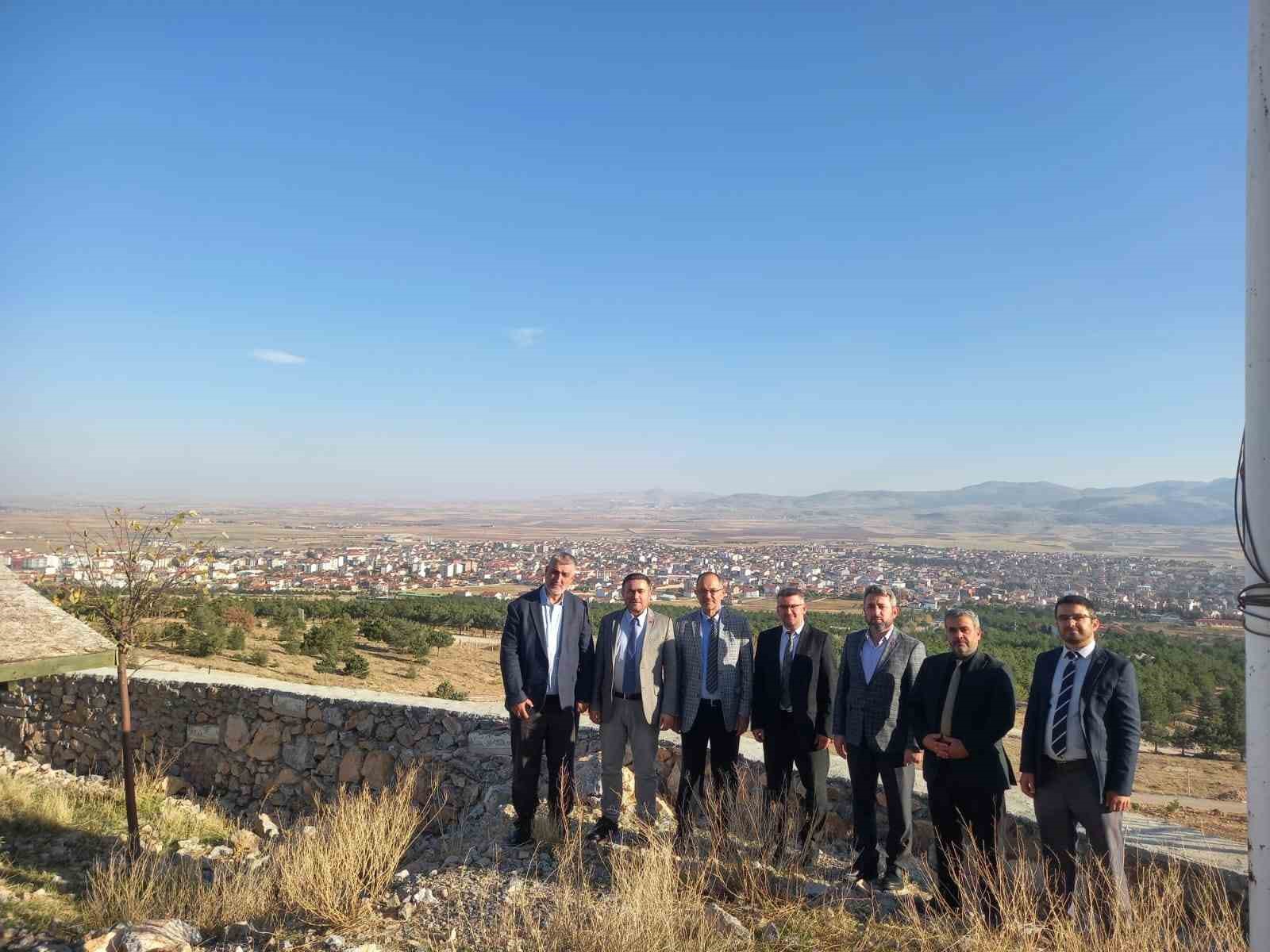 Eskişehir il&ccedil;e m&uuml;ft&uuml;leri Emirdağ&rsquo;da
