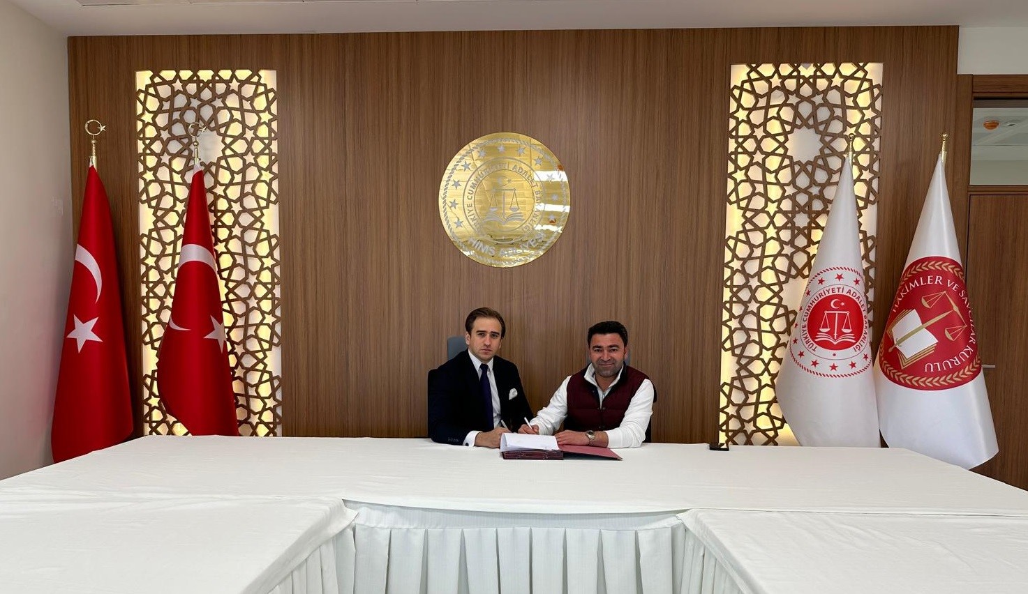 Hınıs’ta savcı ve hakim lojmanı protokolü imzalandı