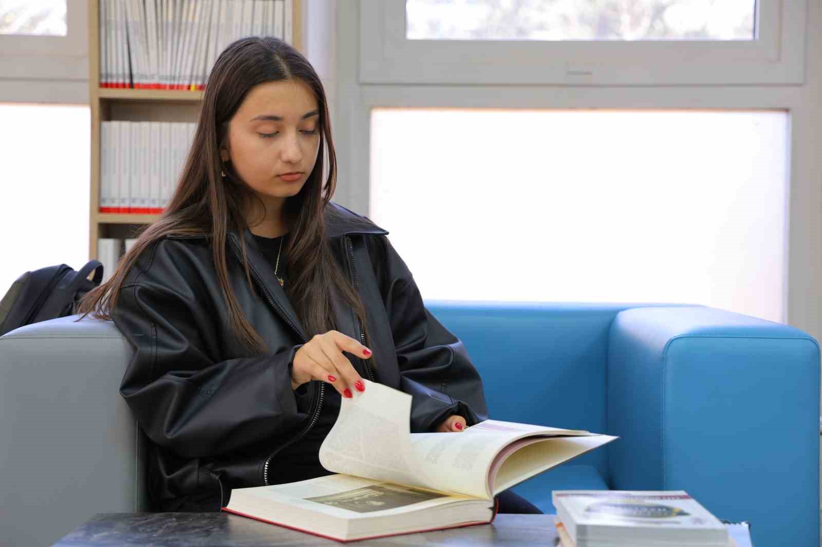 Kahramanmaraşlılar, edebiyat şehri olmanın gururunu yaşıyor
