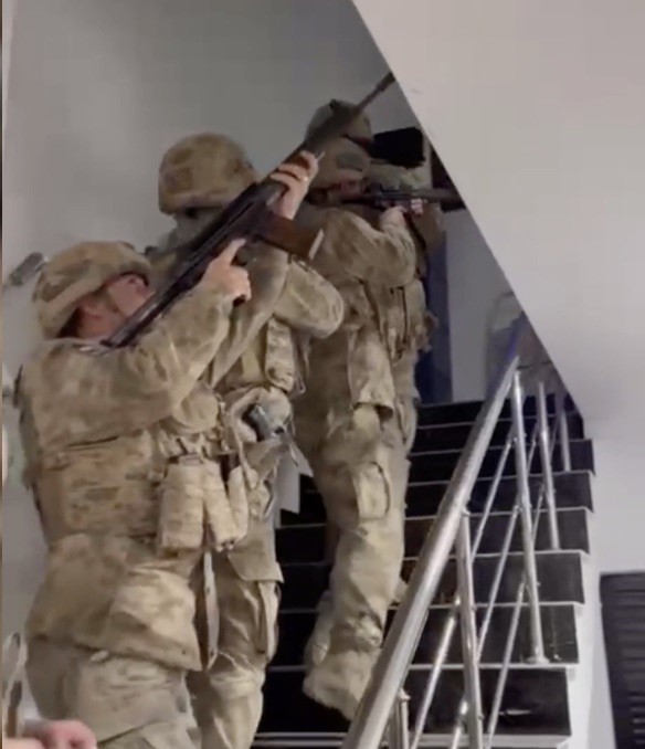 Çorum jandarmasından zehir tacirlerine dev darbe: 736 bin 217 uyuşturucu hap ele geçirildi
