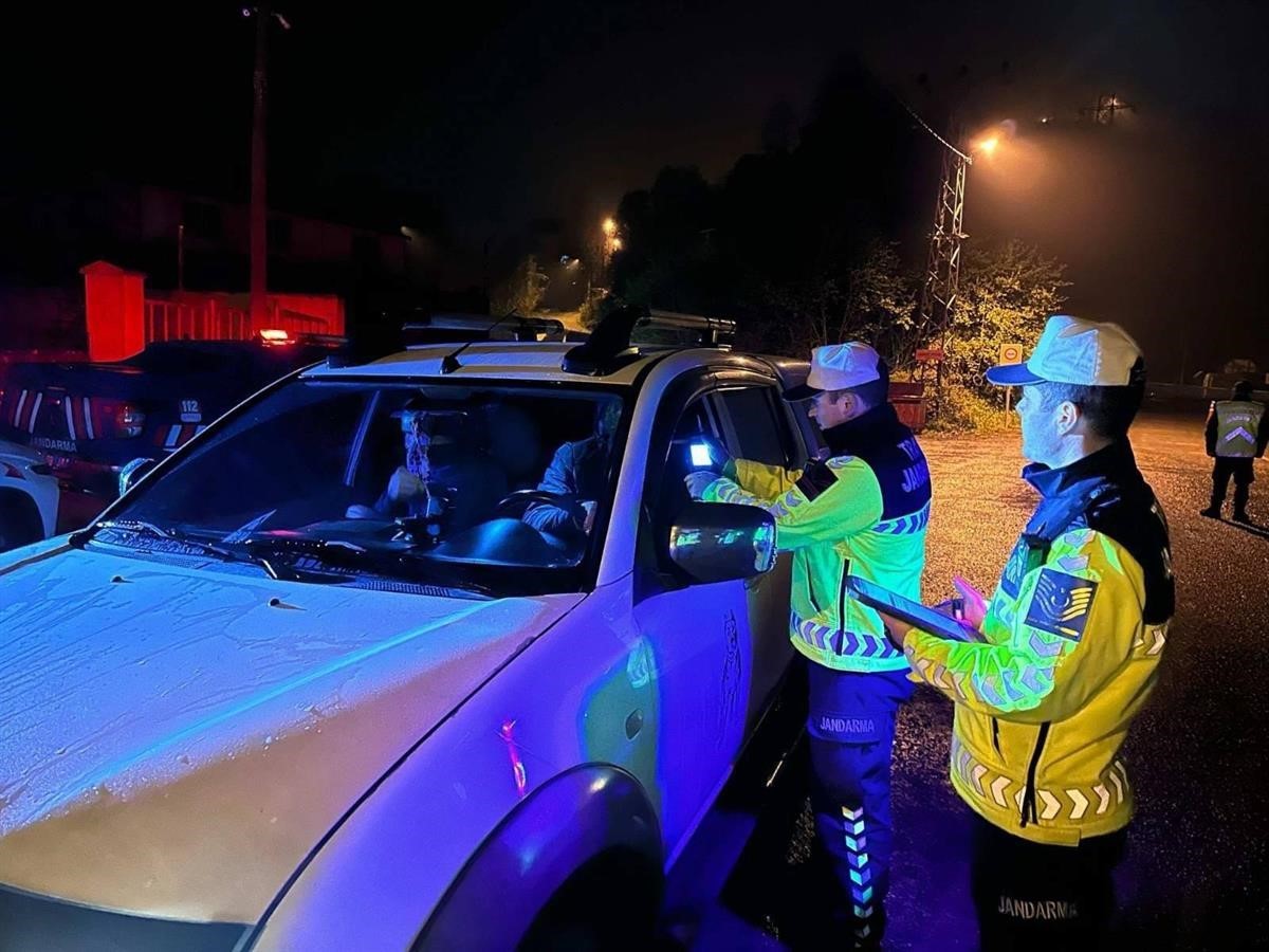 Artvin’de 22 bin araç denetlendi, bin 135 sürücüye işlem yapıldı