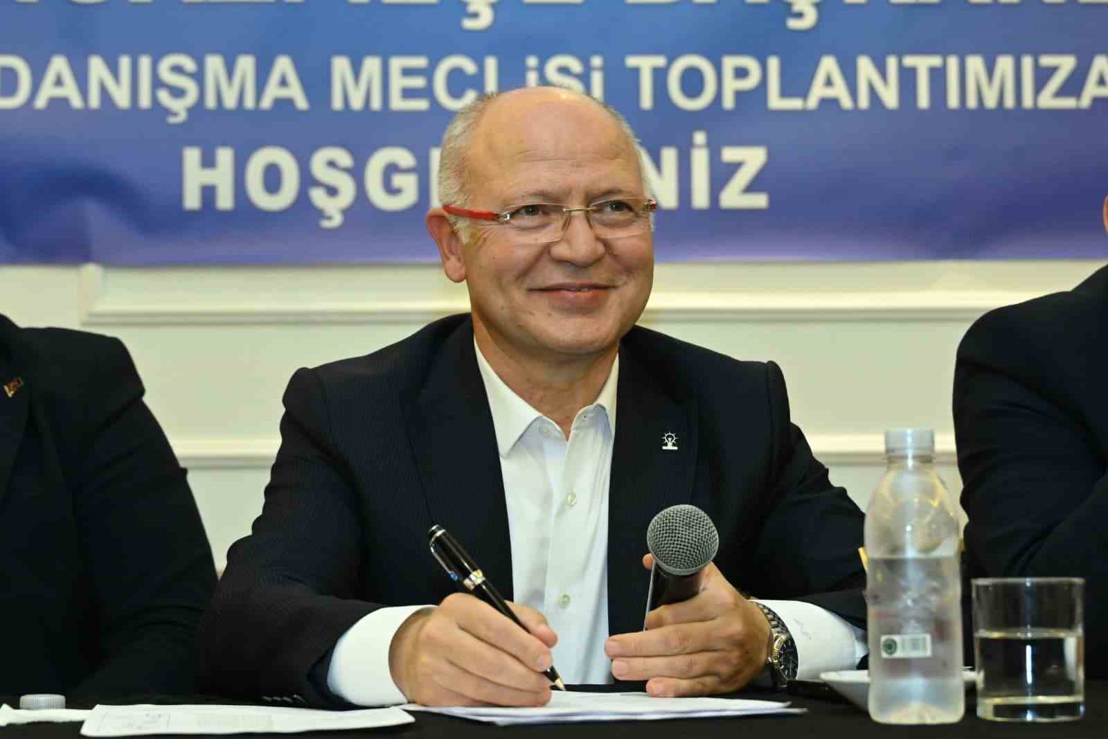 Bursa’da 800 yeni üye AK Parti’ye katıldı