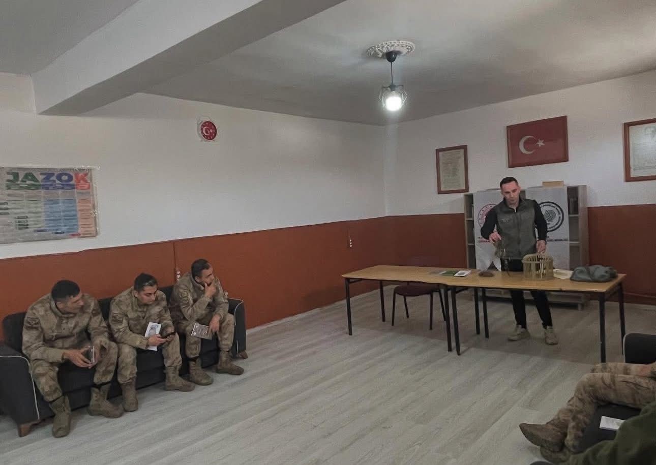 Iğdır’da Jandarma personeline kaçak avcılıkla mücadele eğitimi