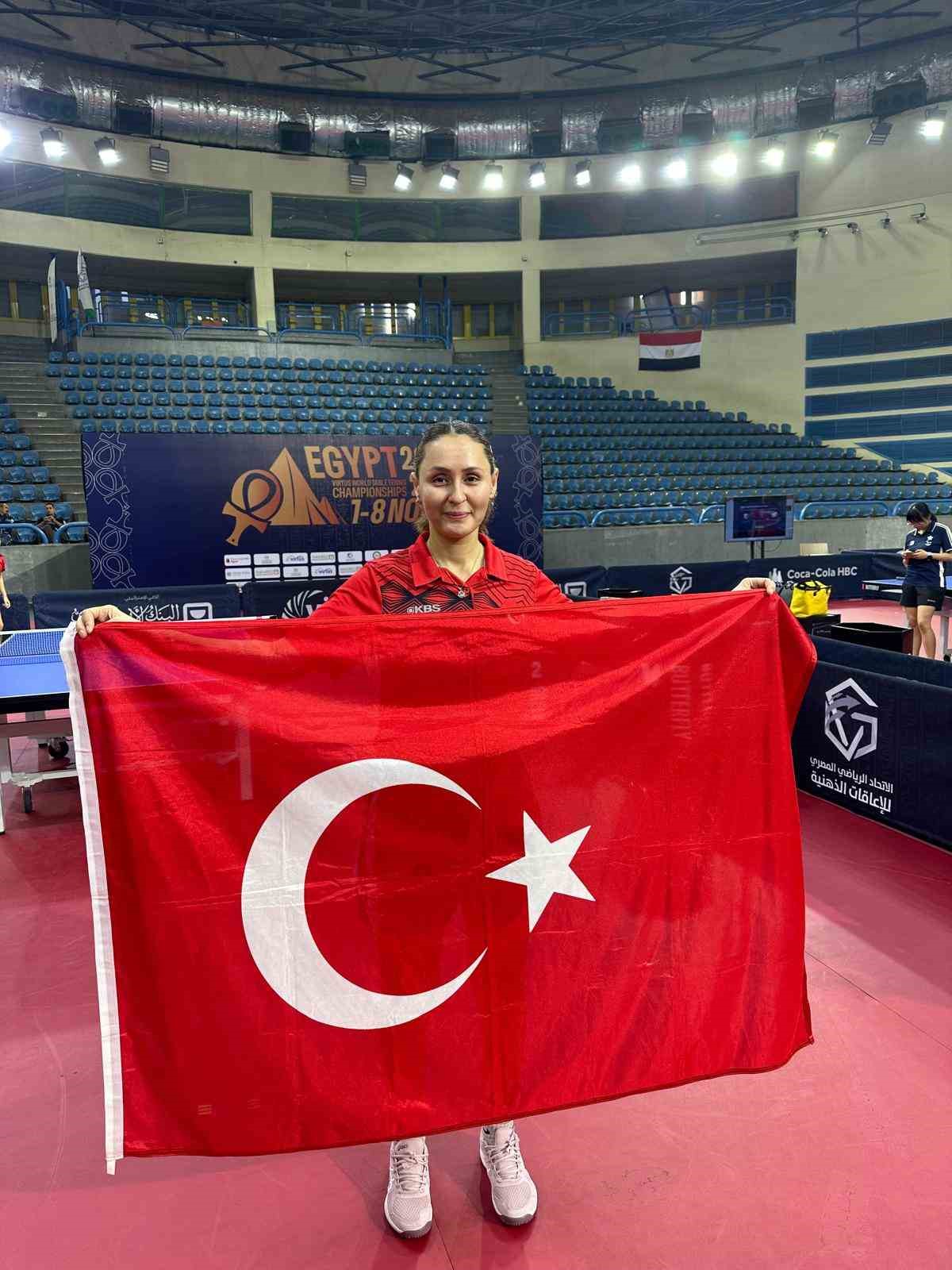 Mısır’da Ebru Acer’den gümüş ve Sümeyra Türk’ten bronz madalya
