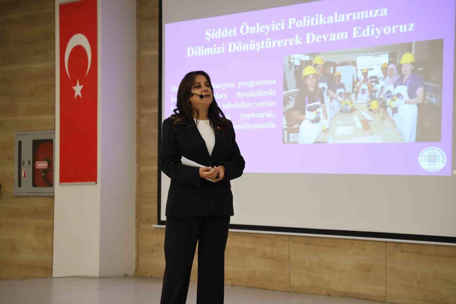 Başkan K&ouml;ksal Aras: "Şiddet dilde başlıyor"

