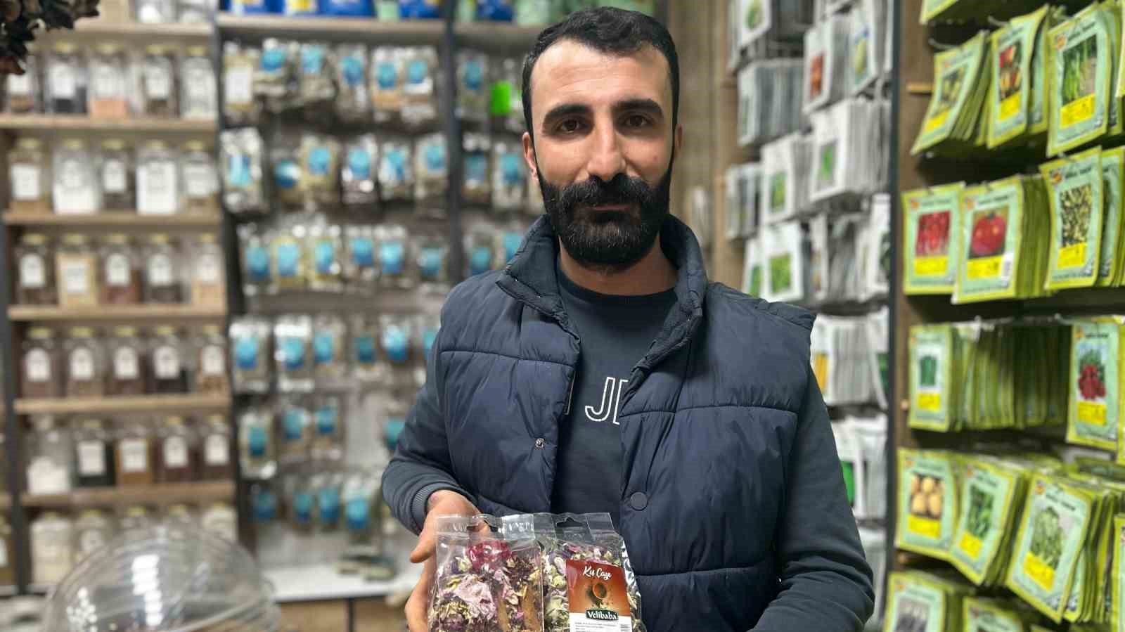 Vanlılar bağışıklıklarını bitkisel &ccedil;aylarla g&uuml;&ccedil;lendiriyor
