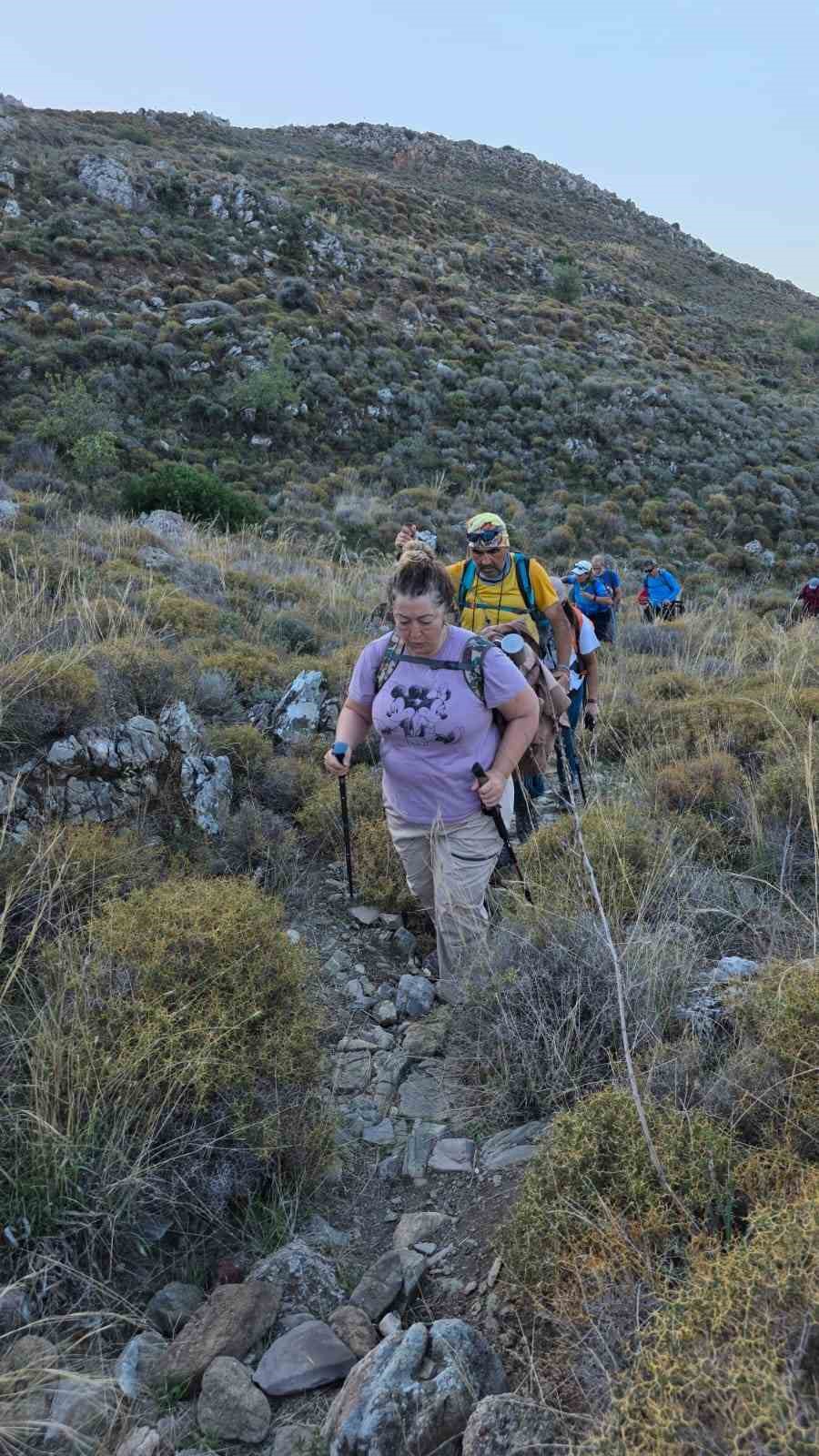 128 doğasever Marmaris&rsquo;in doğasında y&uuml;r&uuml;mek i&ccedil;in geldi
