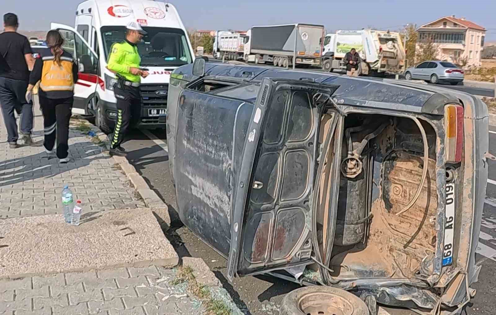 Aksaray’da tır ile otomobil çarpıştı: 3 yaralı
