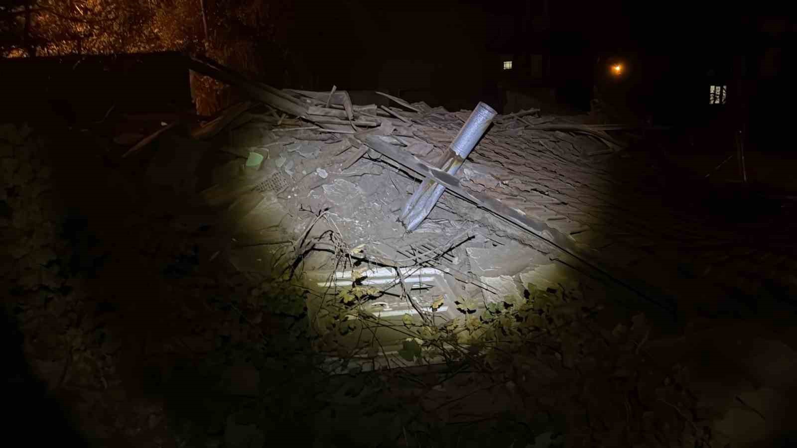 Çorum’da metruk bina çöktü