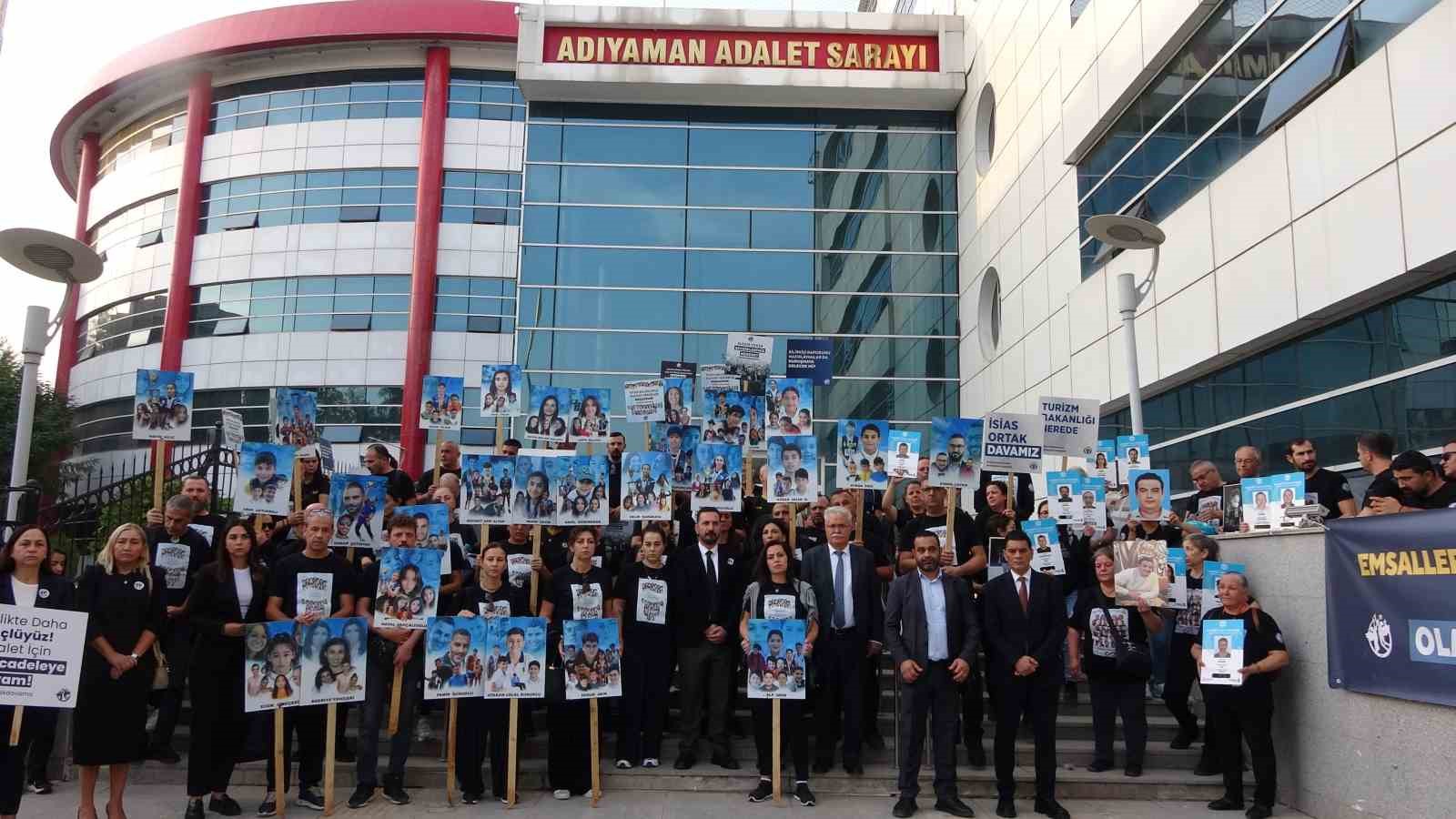 Kamu görevlilerinin yargılandığı Grand İsias Otel Davası ertelendi