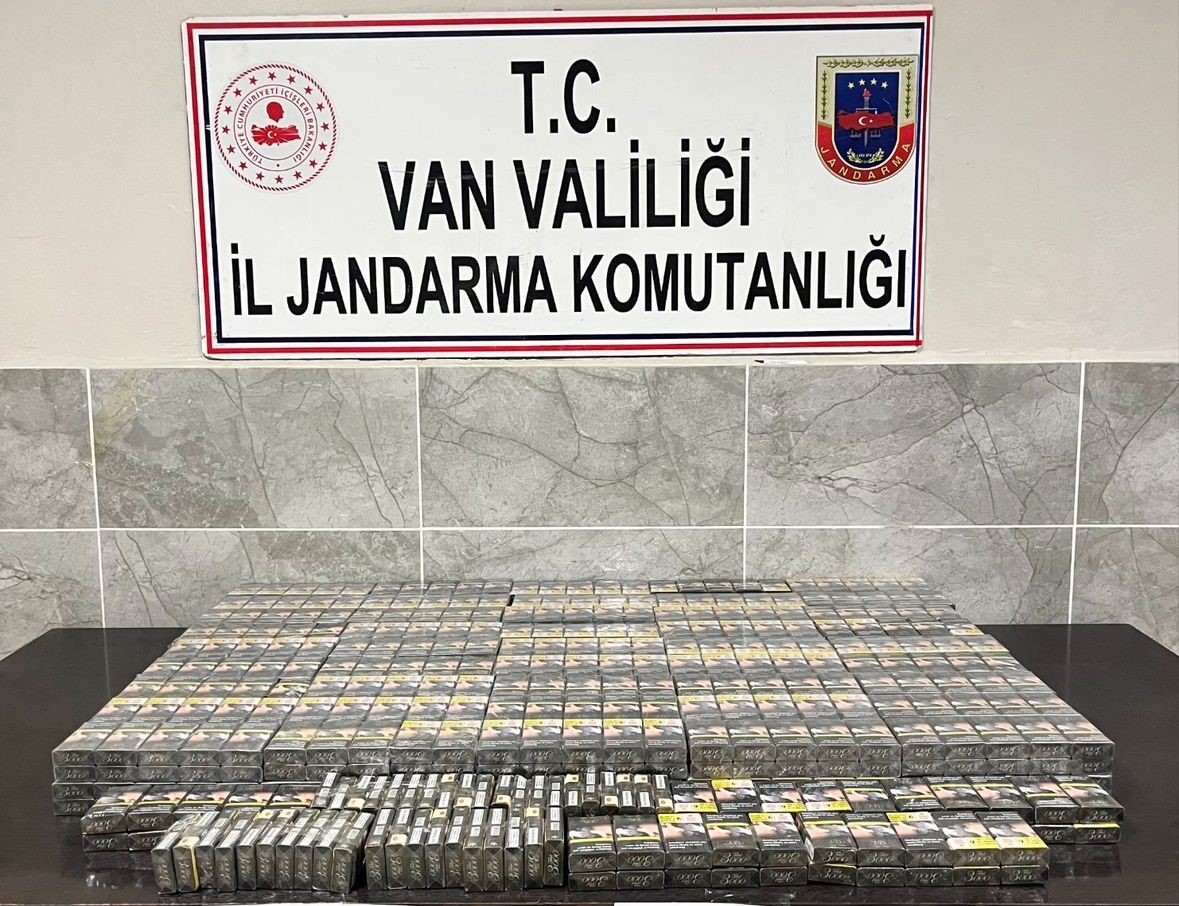 Van’da 3 bin 75 paket kaçak sigara ele geçirildi