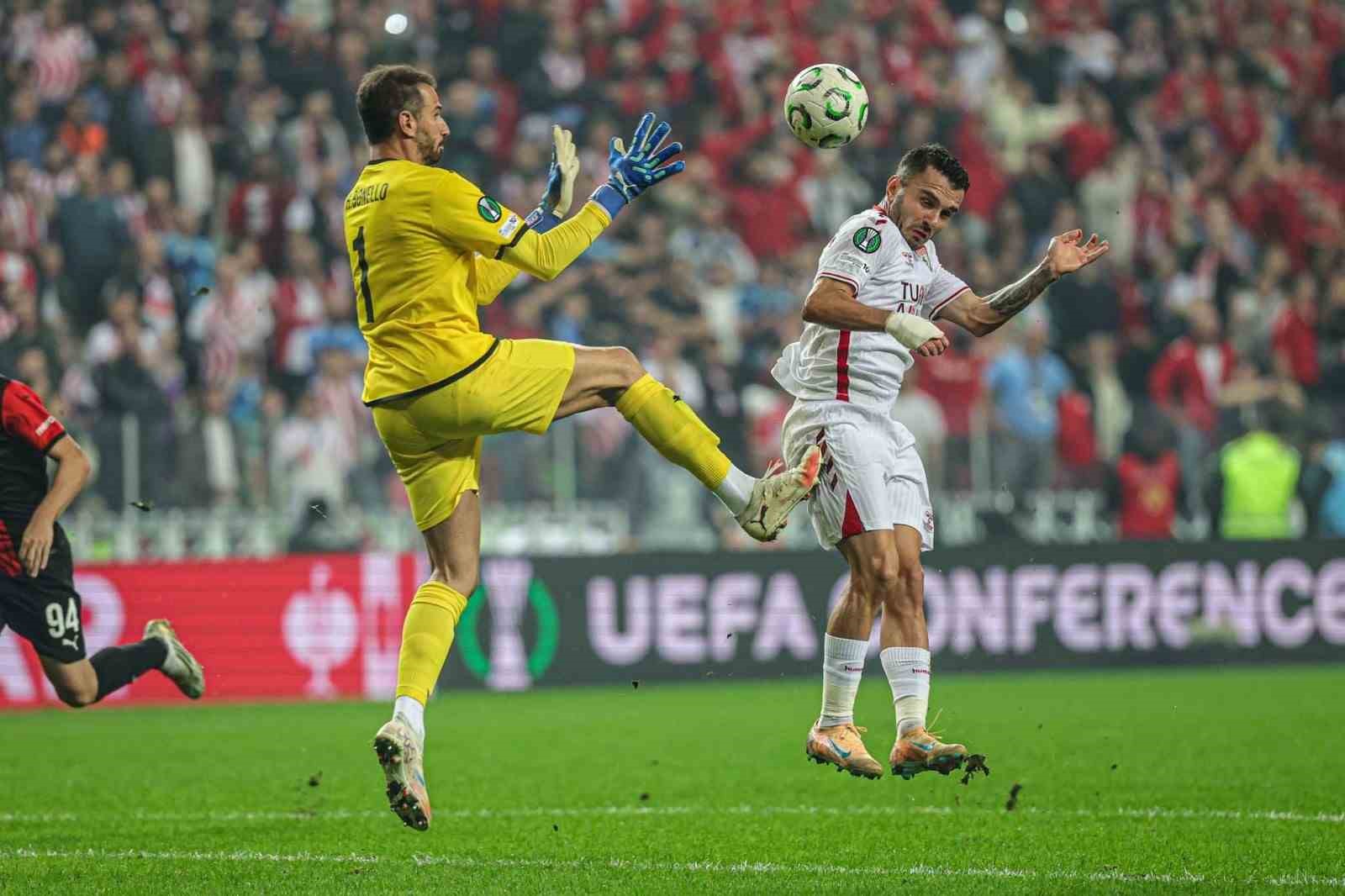 UEFA Konferans Ligi: Samsunspor: 1 - Hamrun: 0 (İlk yarı)
