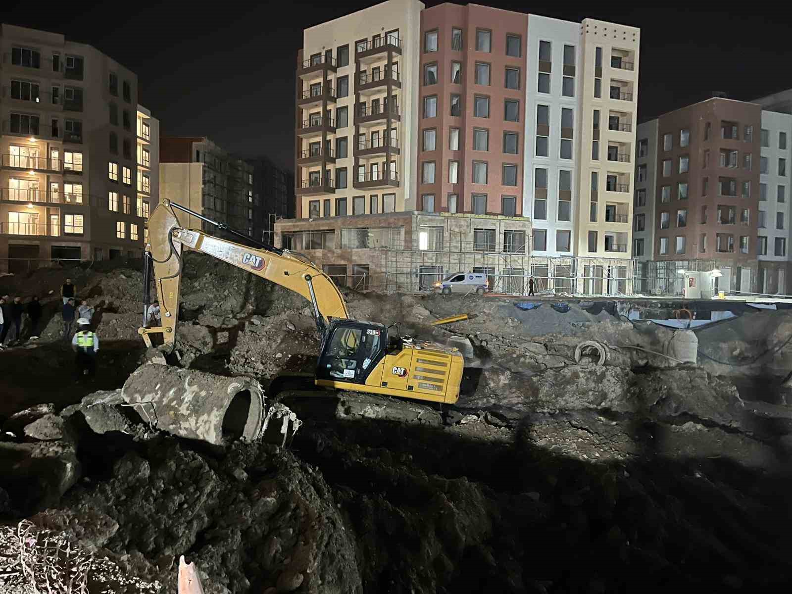 Doğal gaz patlamasıyla çıkan yangında 2 işçi yaralandı