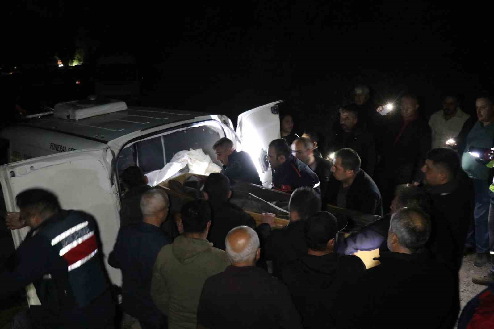 Ormana odun toplamaya giden yaşlı çiftin cansız bedenleri 2 gün sonra bulundu