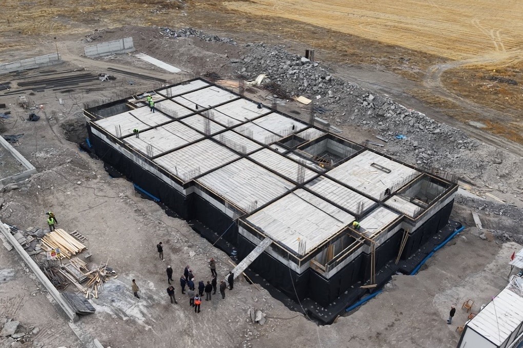 Gökkent mahallesindeki okul inşaatı incelendi