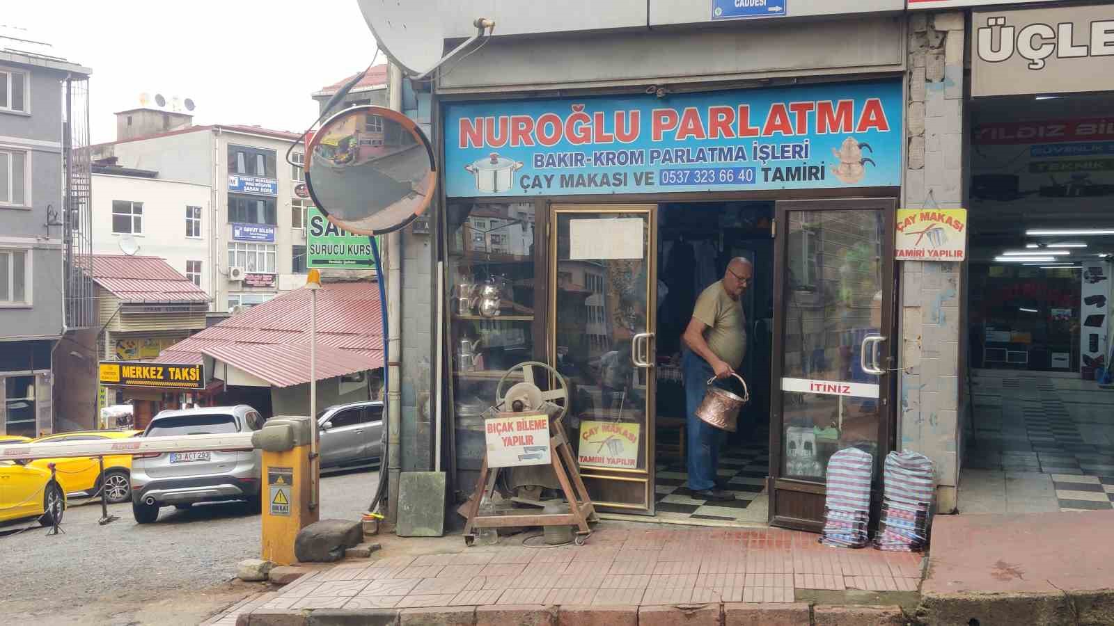 Hatıraları parlatıyor
