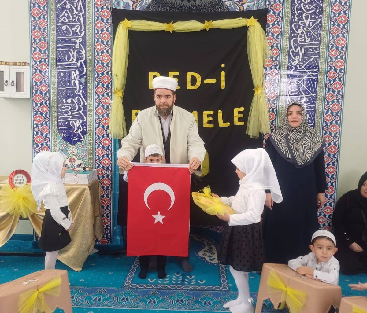 Emet Babukbey Kur’an kursu için "Bed-i Besmele" programı düzenlendi