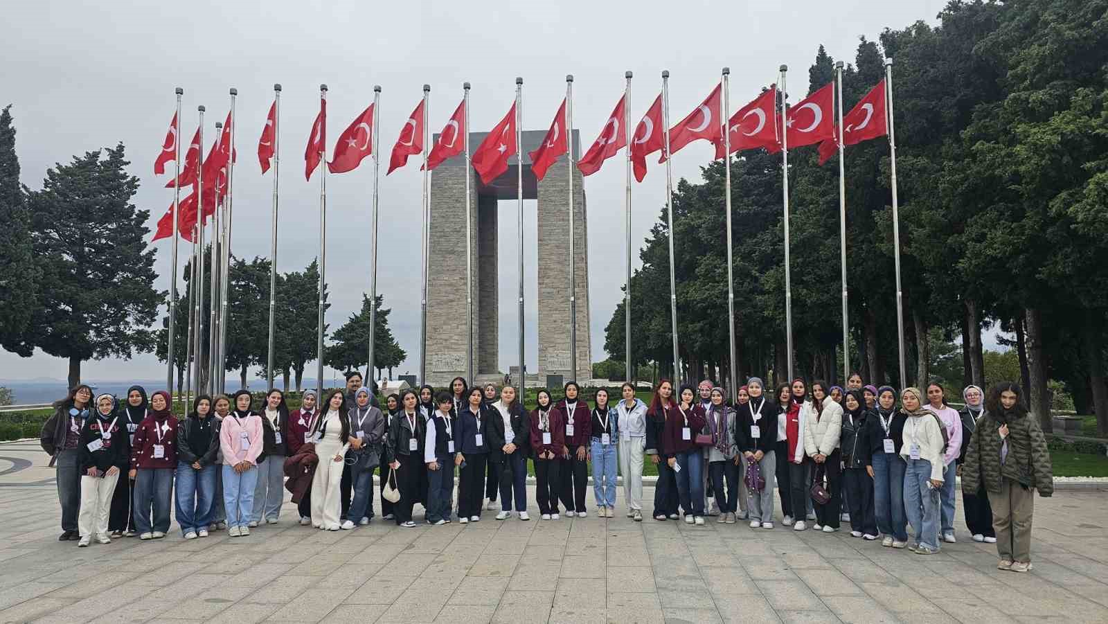 Bozkır İlçe Gençlik Merkezi öğrencilerin gelişimine katkı sağlıyor