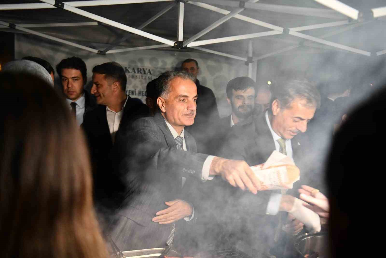 Başkan Alemdar ve Rektör Al, vize haftası öncesi öğrencilerle buluştu