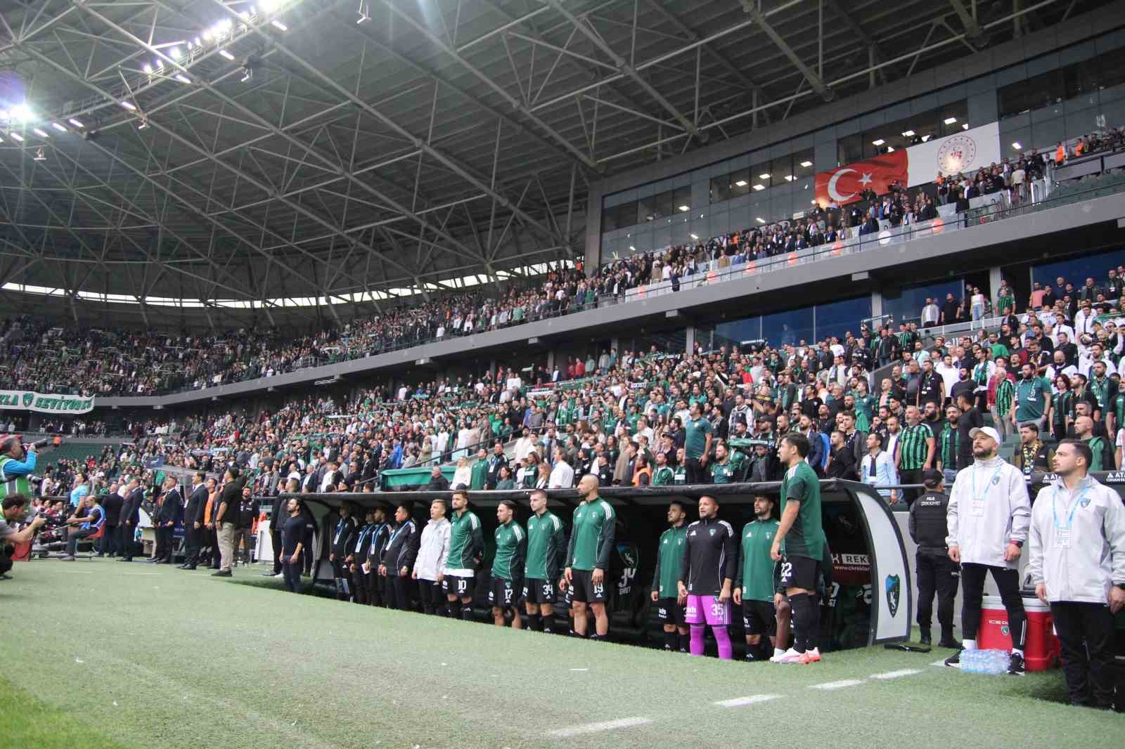 Kocaelispor’dan kombinelilere kazan-kazan çağrısı: "Gelmeyecekseniz bu maç biletinizi kulübe devredin"