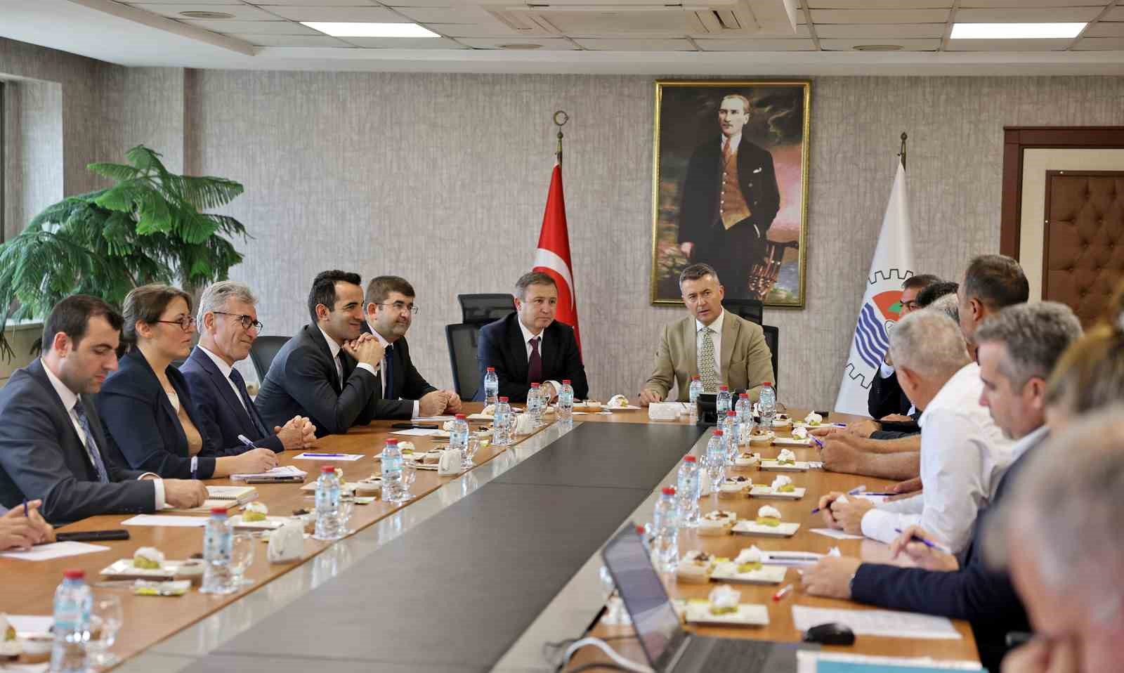 MTSO Başkanı Çakır: "Üretici ve tüketici halleri korunmalı"