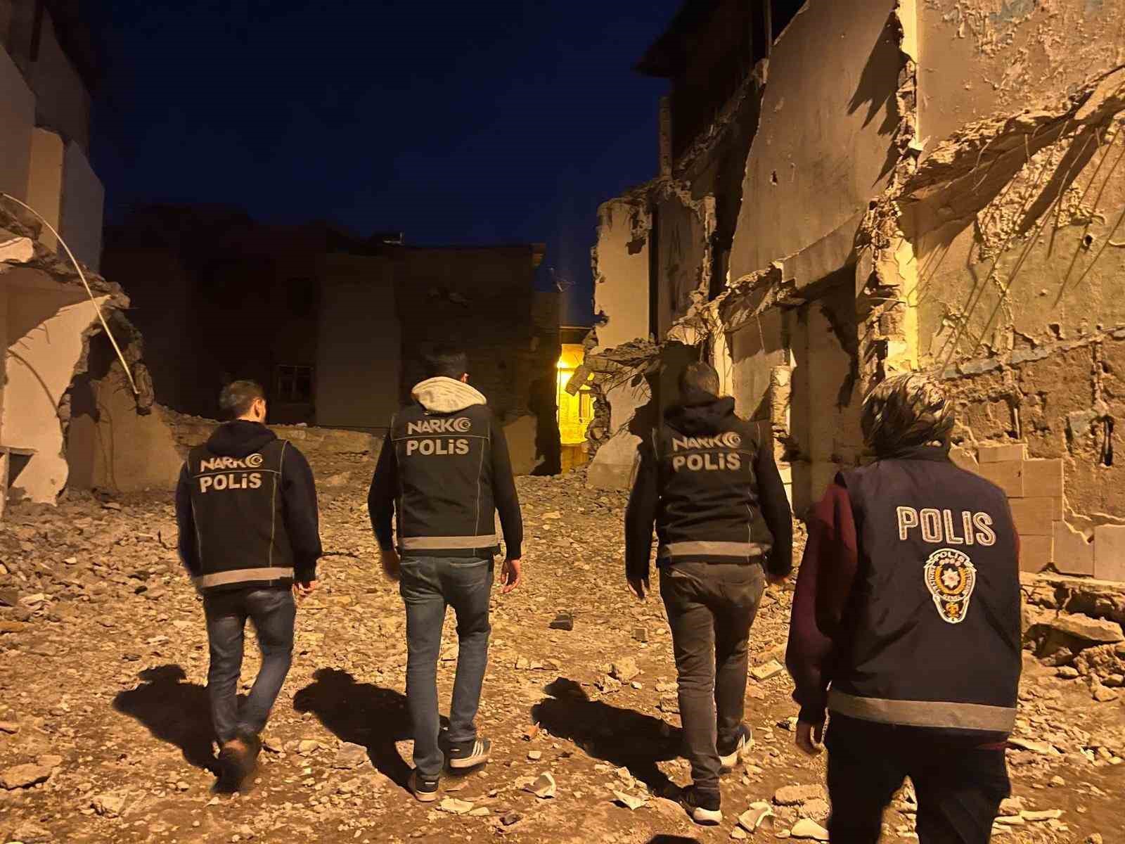 Siirt’te 5 noktada "narko-alan" uygulaması