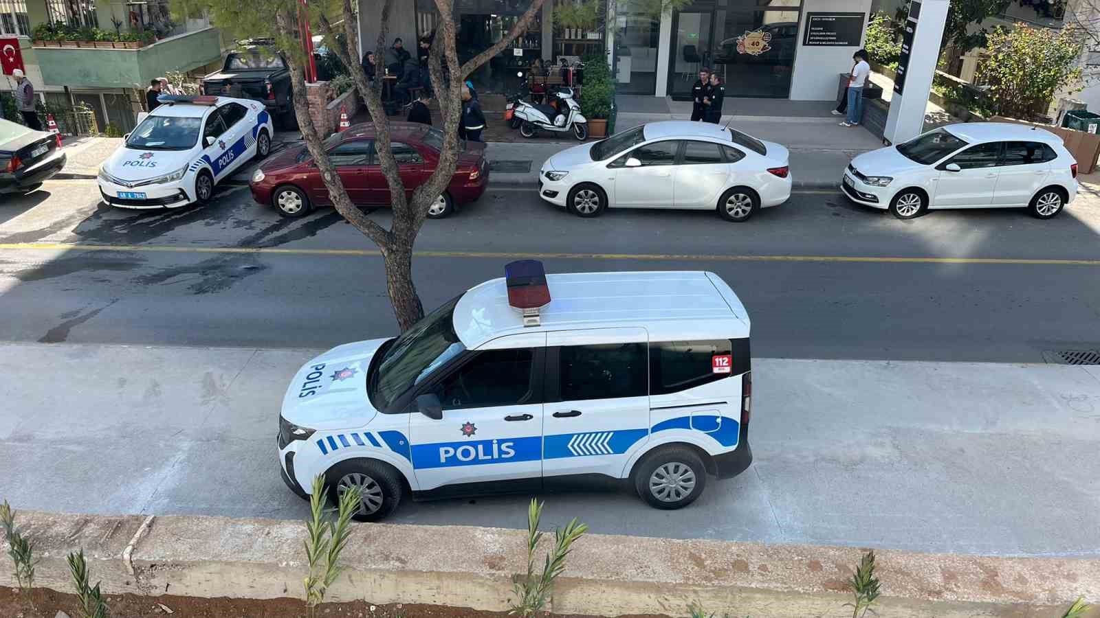 Menteşe&rsquo;de alacak verecek kavgası kanlı bitti: 1&rsquo;i ağır 2 yaralı
