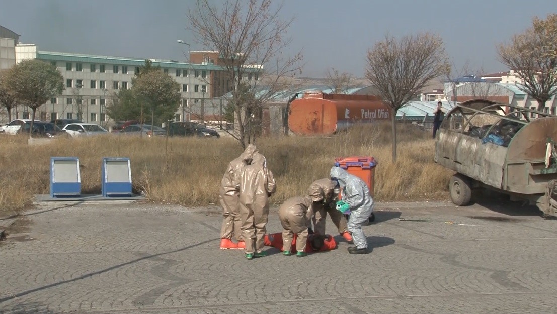 Kars’ta HAP Tatbikatı gerçeği aratmadı