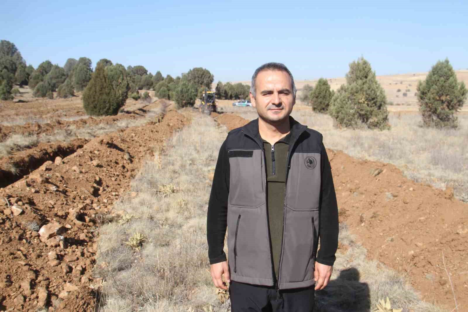 Beyşehir&rsquo;de 11 bin orman fidanı daha toprakla buluşturulacak
