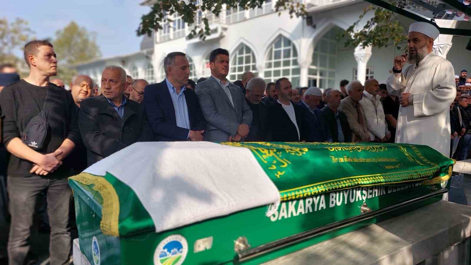 Eniştesi cansız bedenini bulmuştu, son yolculuğuna uğurlandı