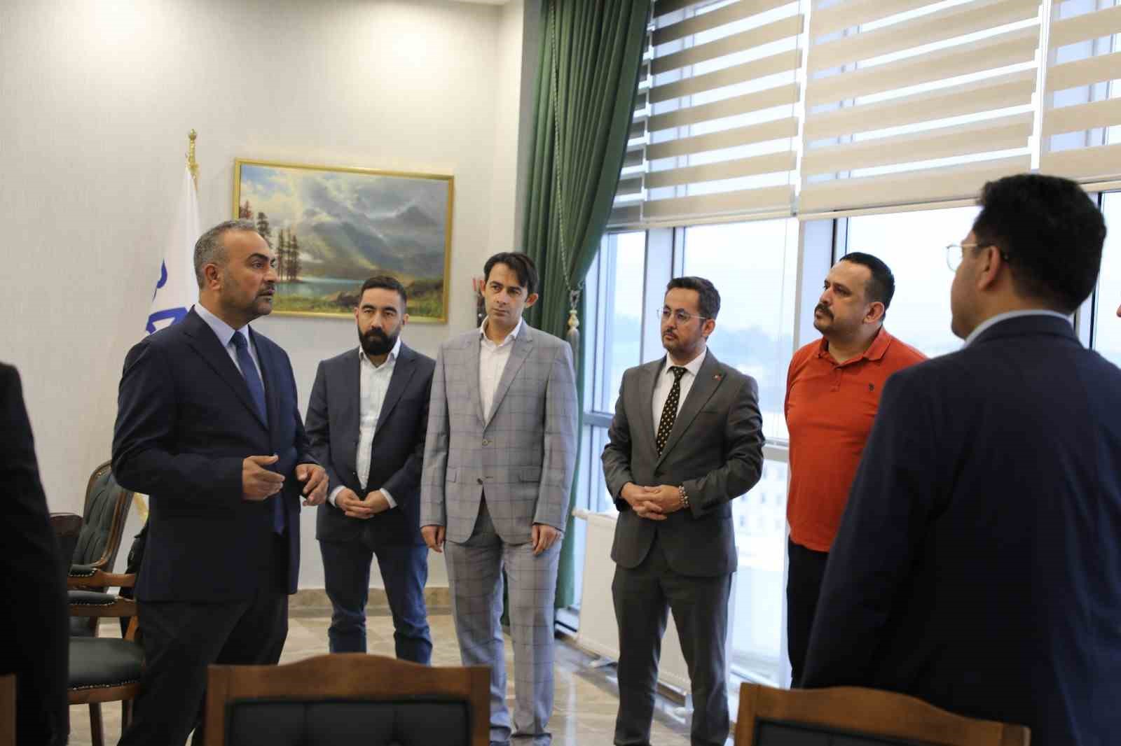 Rektör Akkaya, BARÜ’lü "Dünyanın En Etkili Bilim İnsanları" ile bir araya geldi