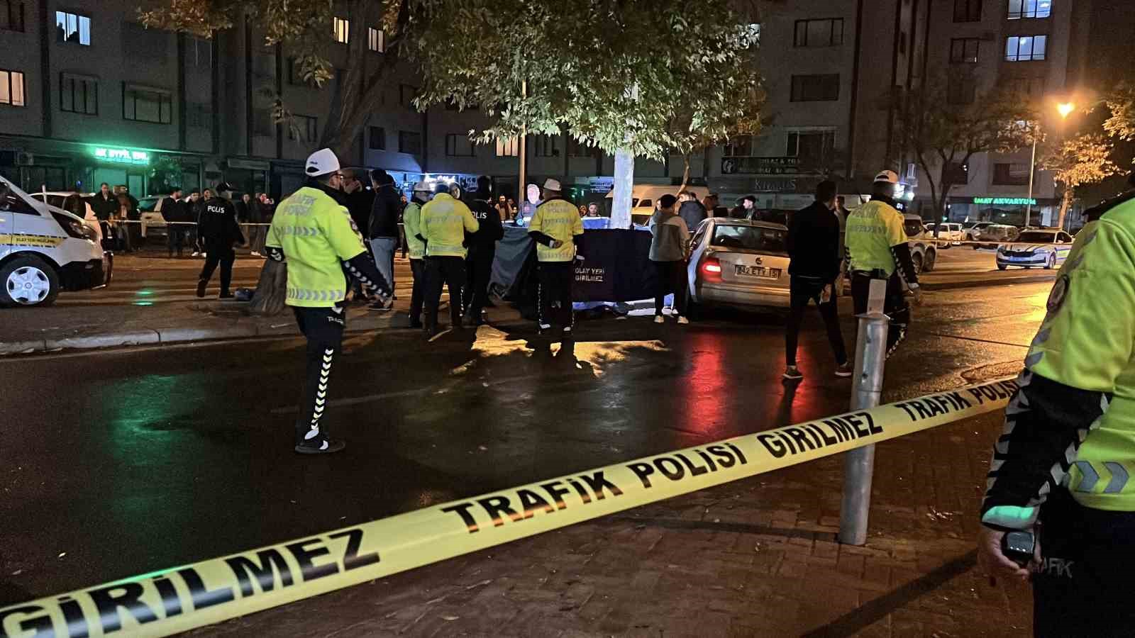 Otomobilin &ccedil;arptığı yaya hayatını kaybetti
