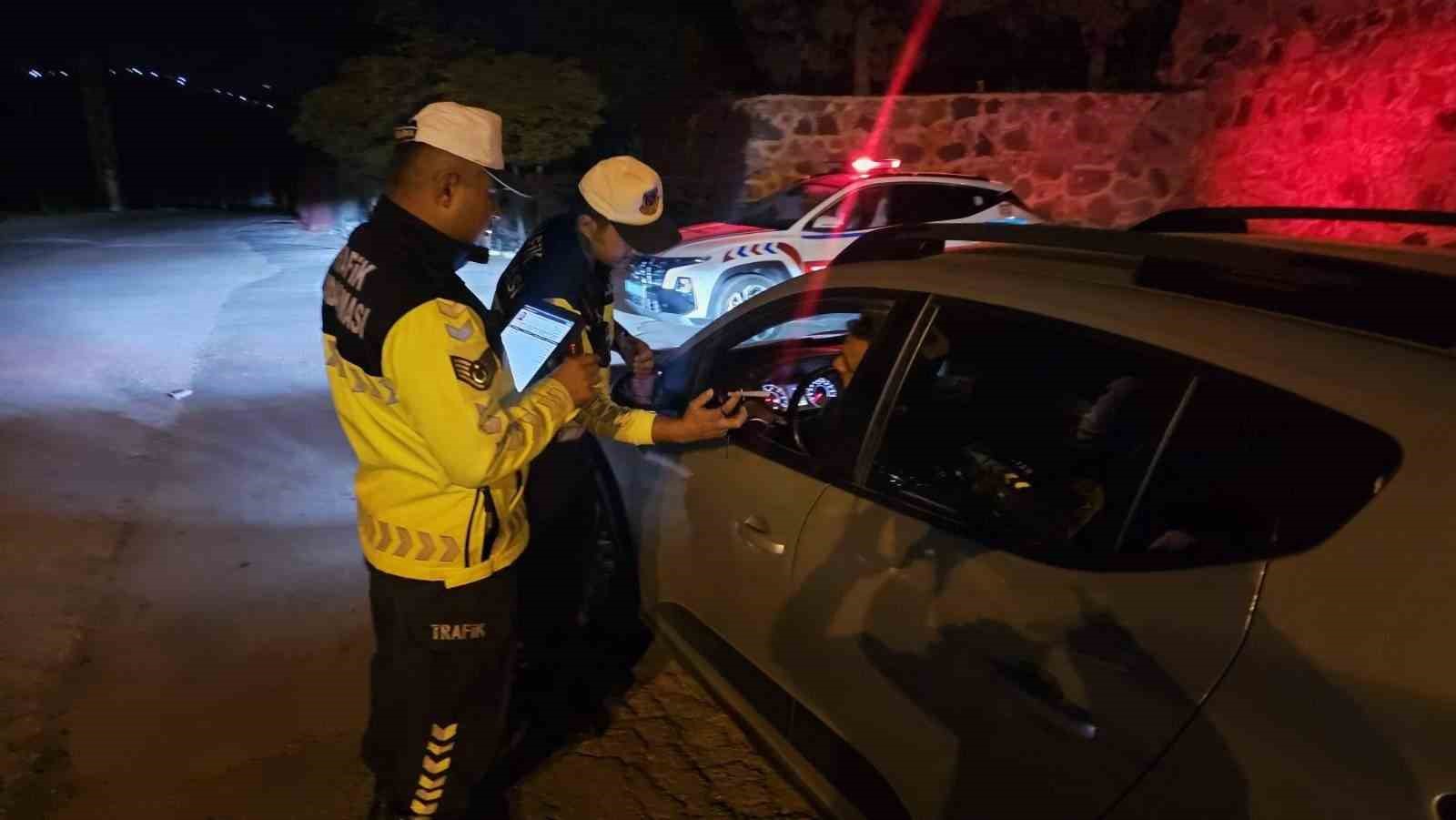 Kilis’te jandarmadan alkol denetimi