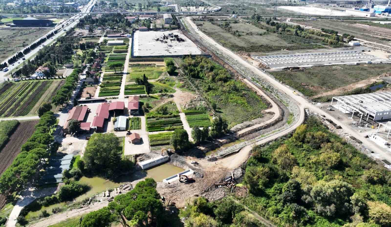 Samsun Yeni OSB’de drenaj tamamlandı, taş nakliyesi sürüyor