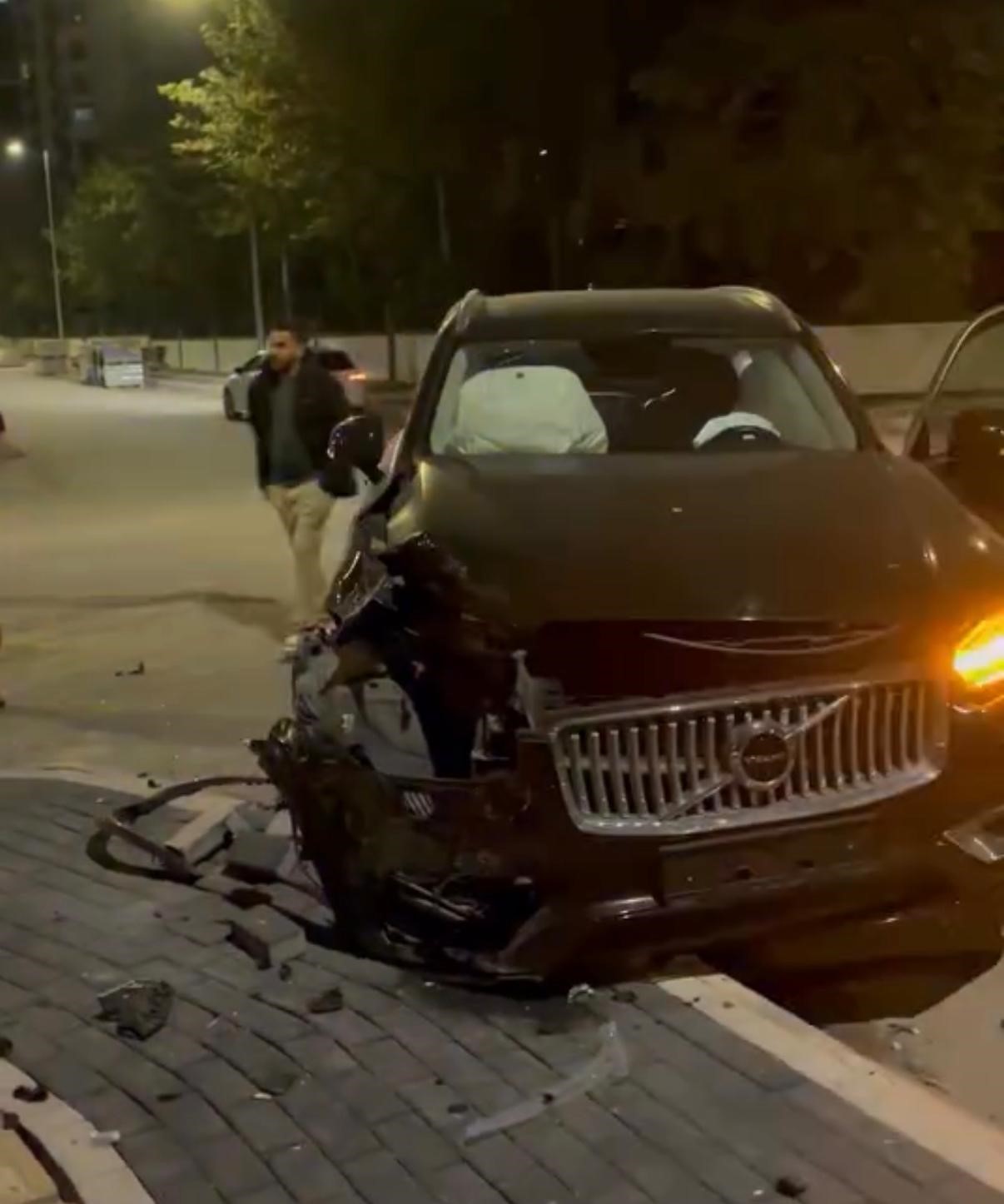 Diyarbakır’da trafik kazaları:4 yaralı
