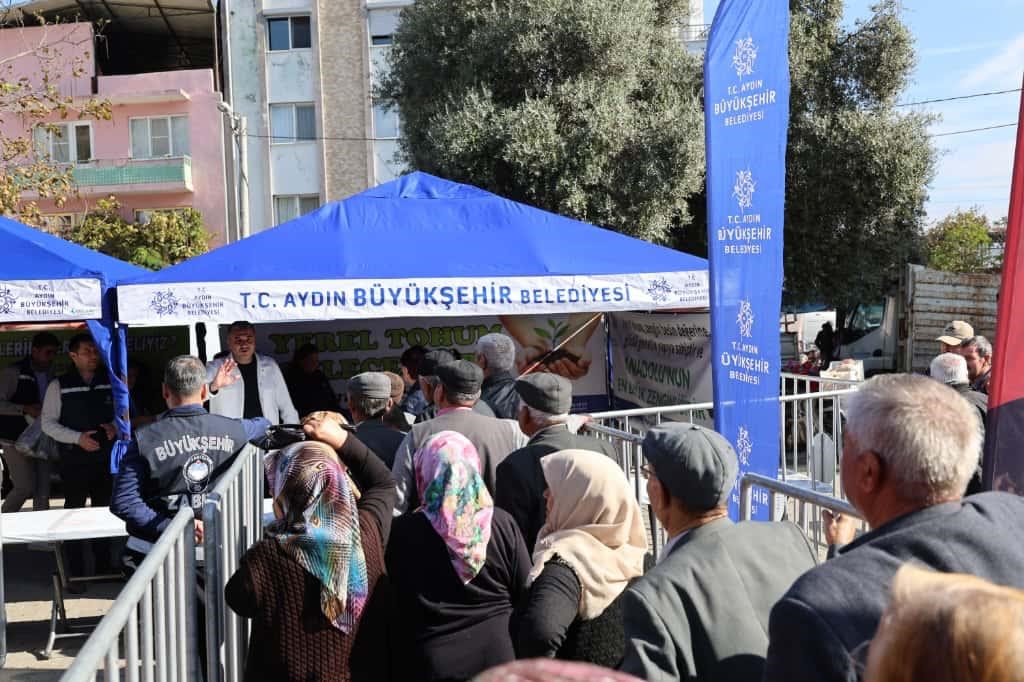 Ata tohumlarına Karpuzlulu vatandaşlardan yoğun ilgi