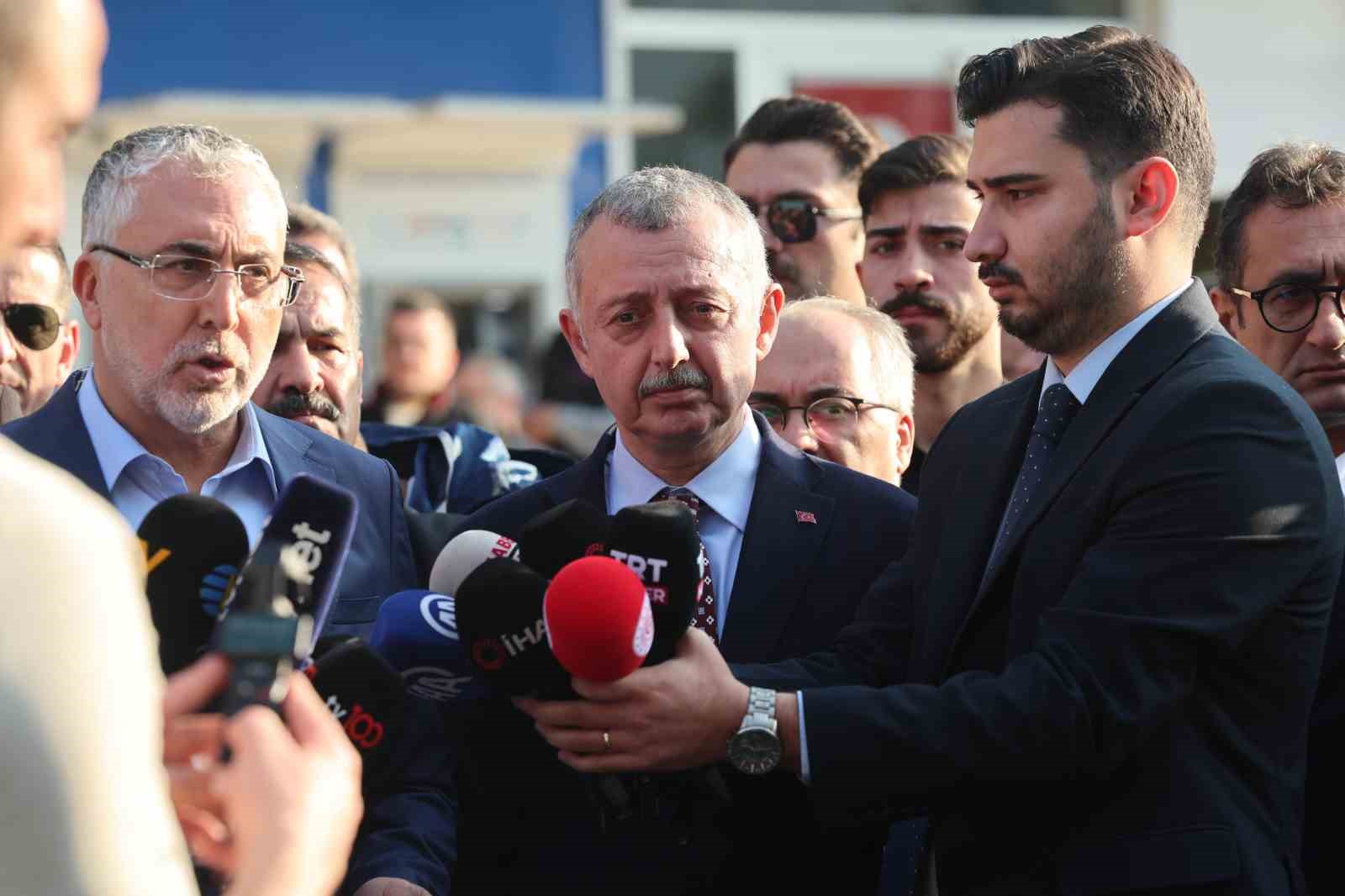 Bakan Işıkhan: "Patlamada 6 emekçi kardeşimiz hayatını kaybetmiş, 7 kardeşimiz de yaralanmıştır"
