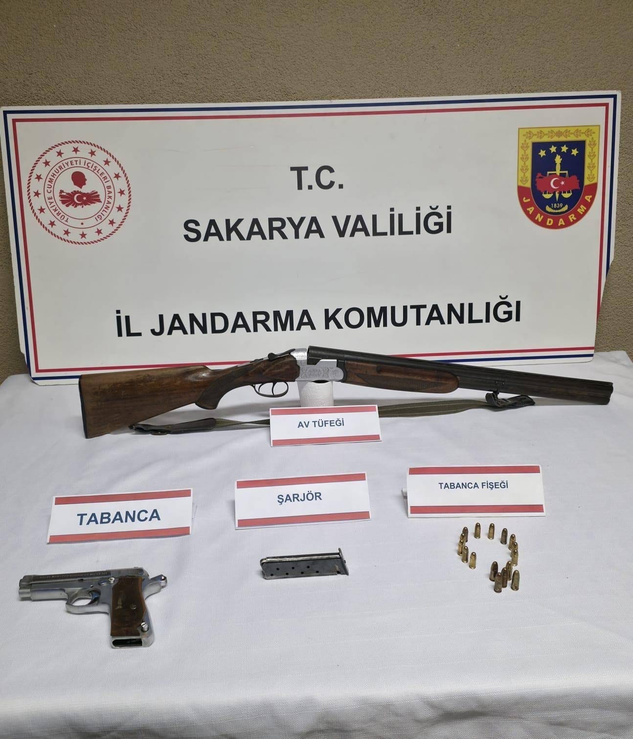 Sakarya’da suç ve suçlulara geçit yok
