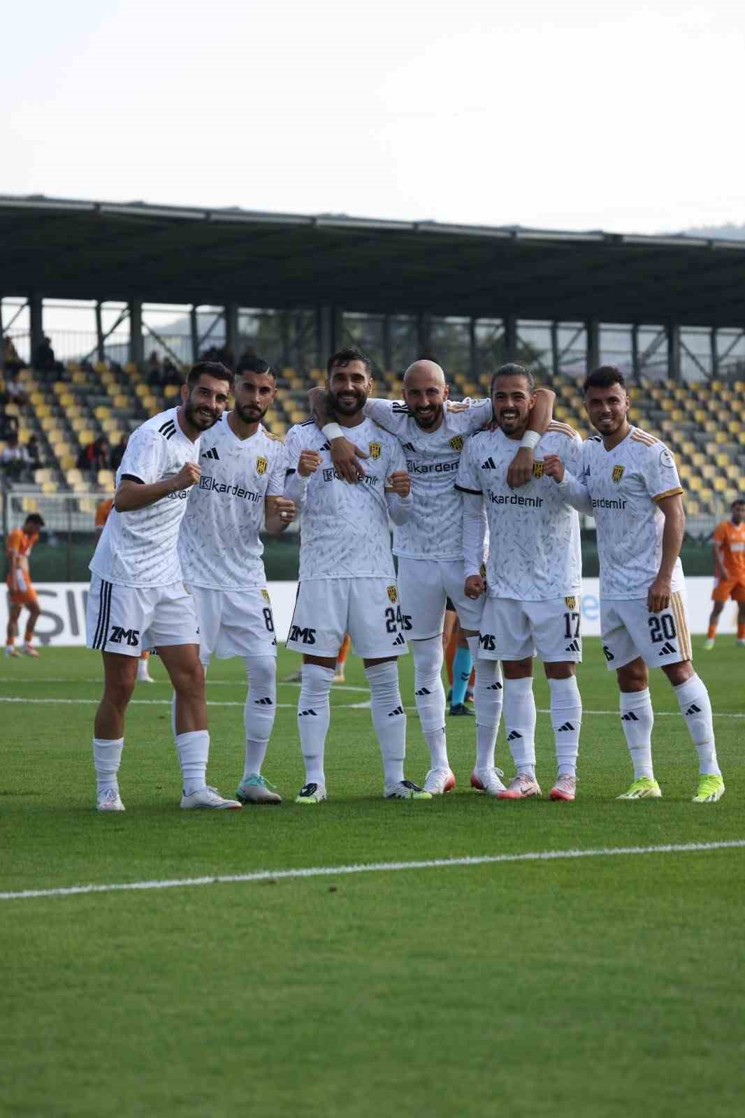 TFF 2. Lig: Aliağa FK: 7 - Adanaspor: 1
