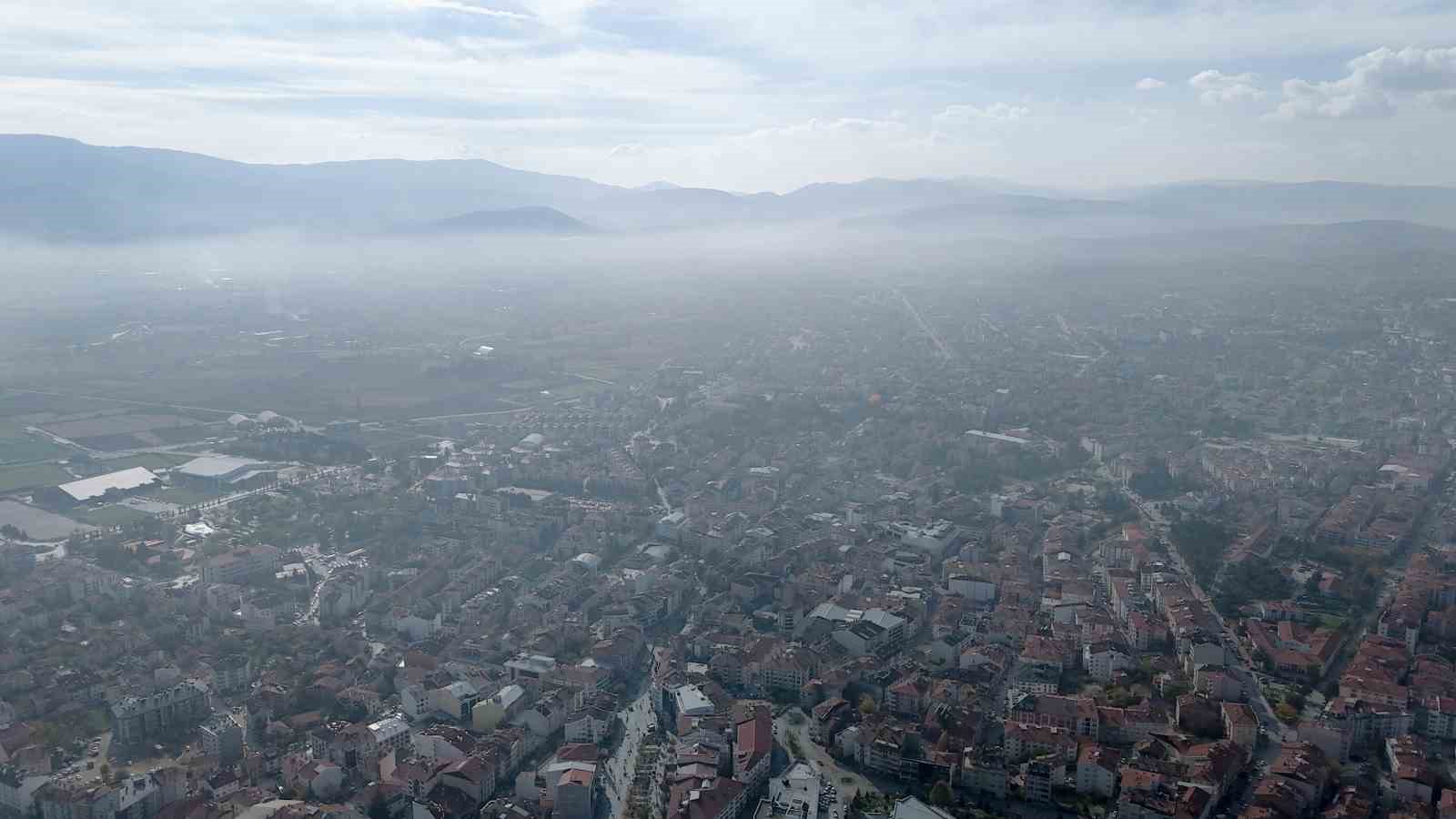 Bolu’yu sis tabakası kapladı