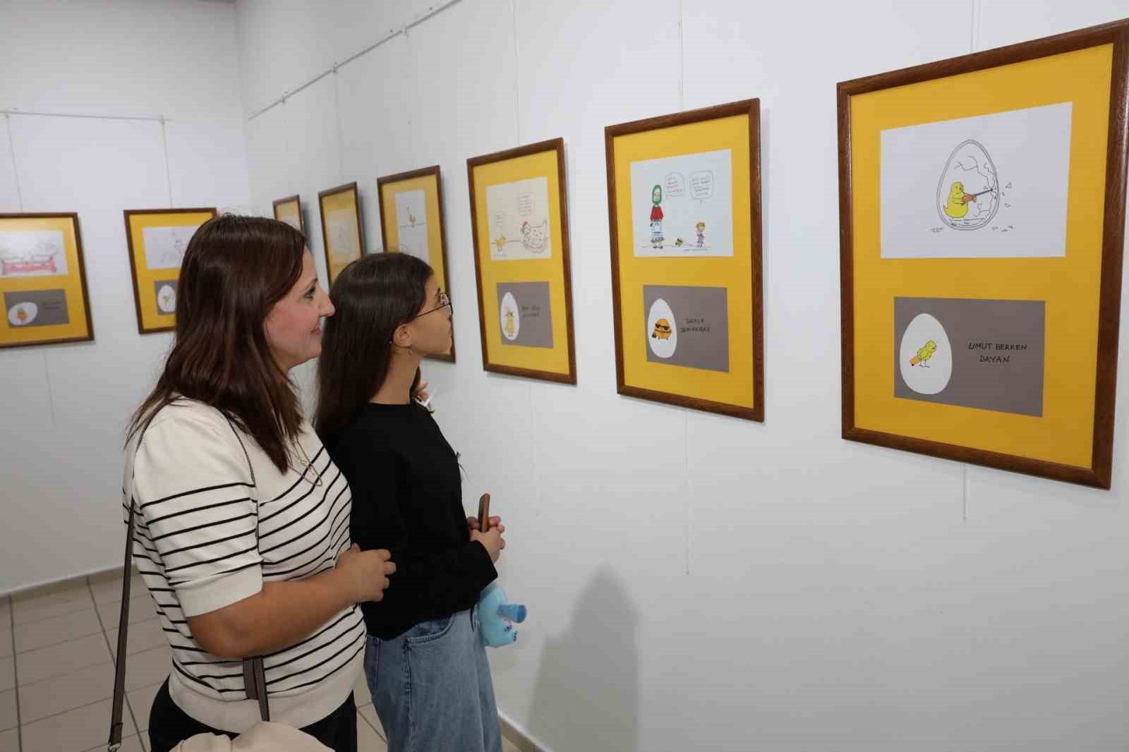 Rıfat Ilgaz’ın Öksüz Civciv’i çocukların karikatürlerinde hayat buldu