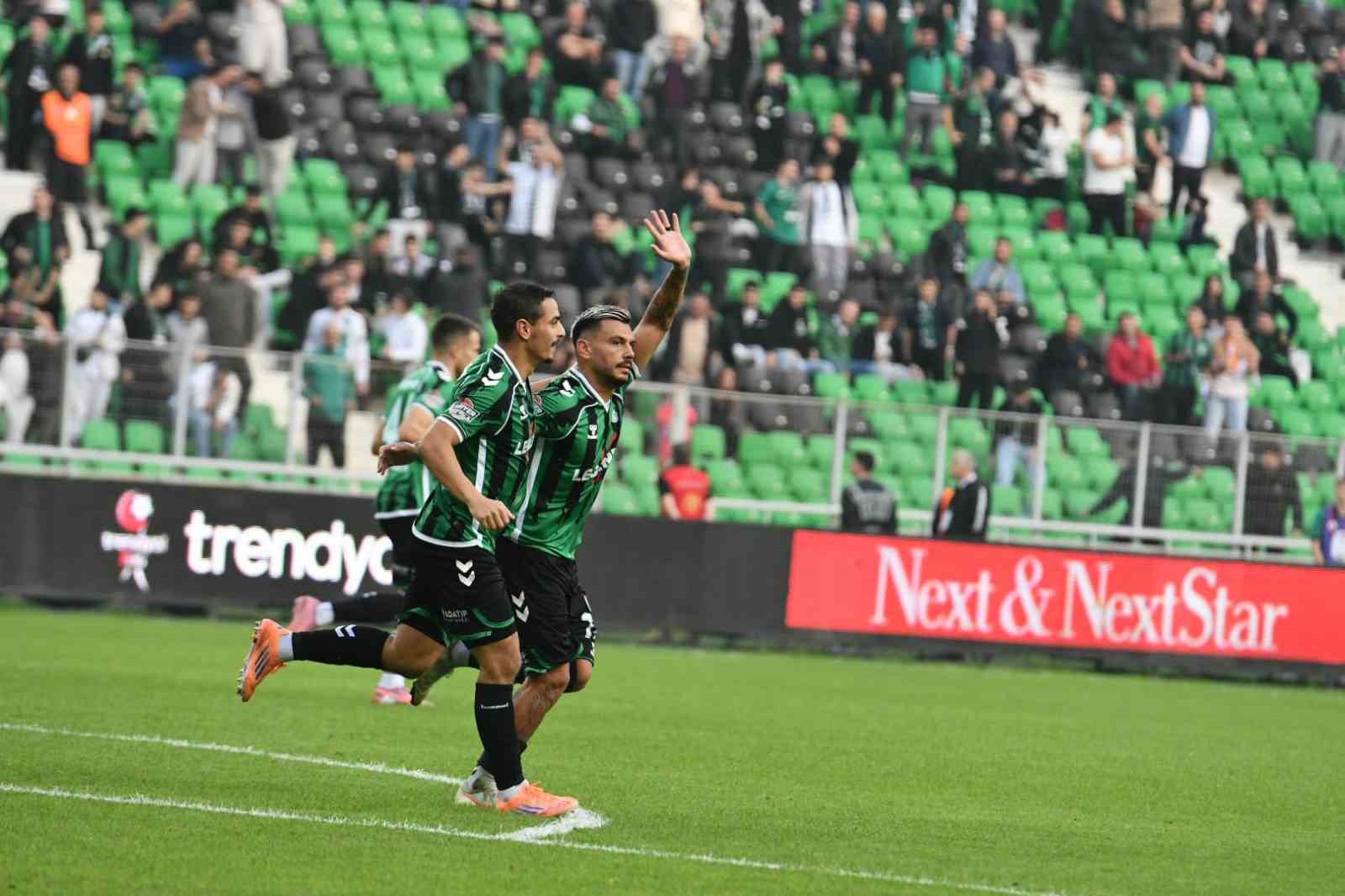 Trendyol 1. Lig: Sakaryaspor: 2 - Serikspor: 3
